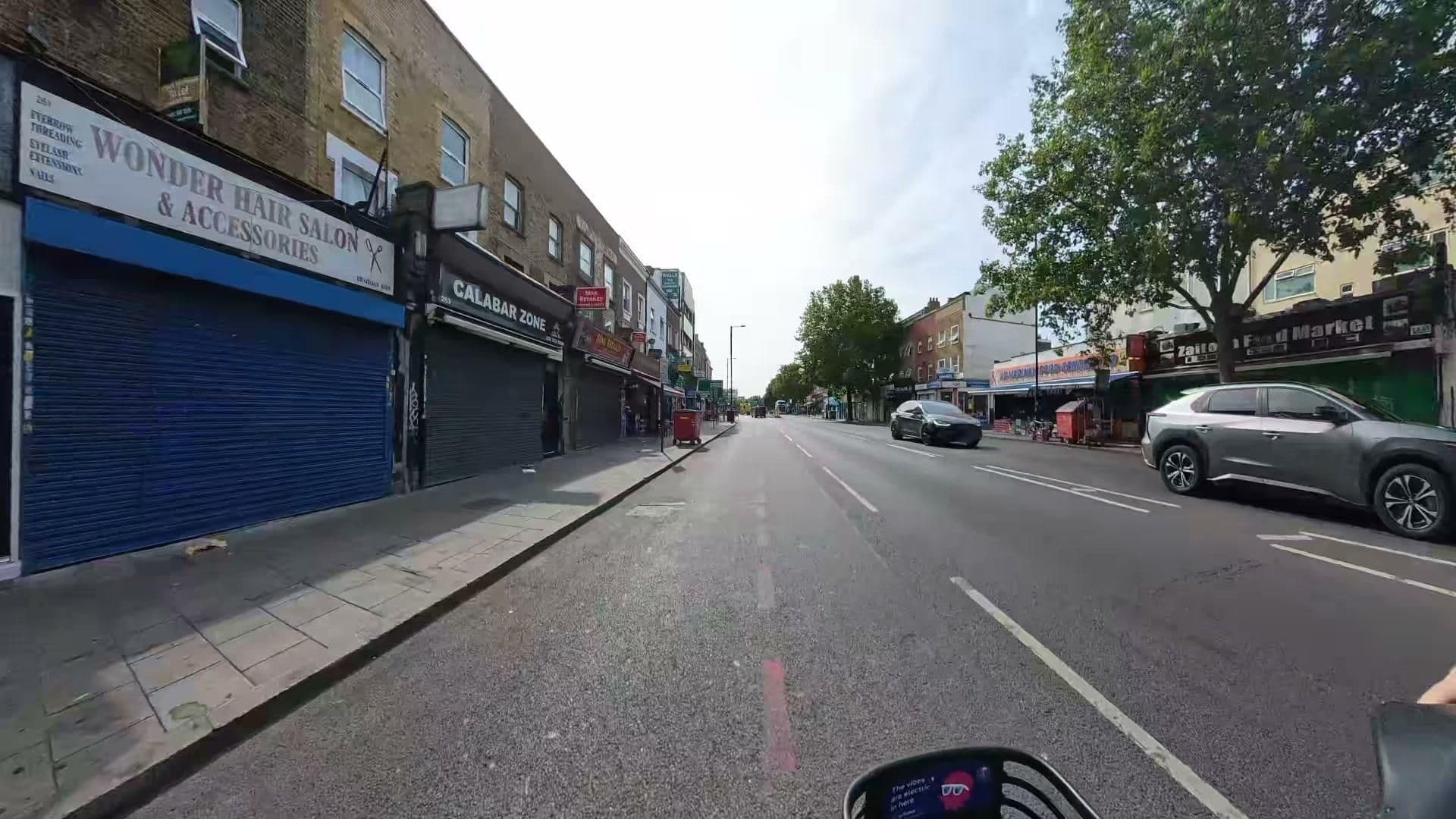 Street view near Elephant Lodge, Peckham — © athuler (CC BY-SA · Mapillary)