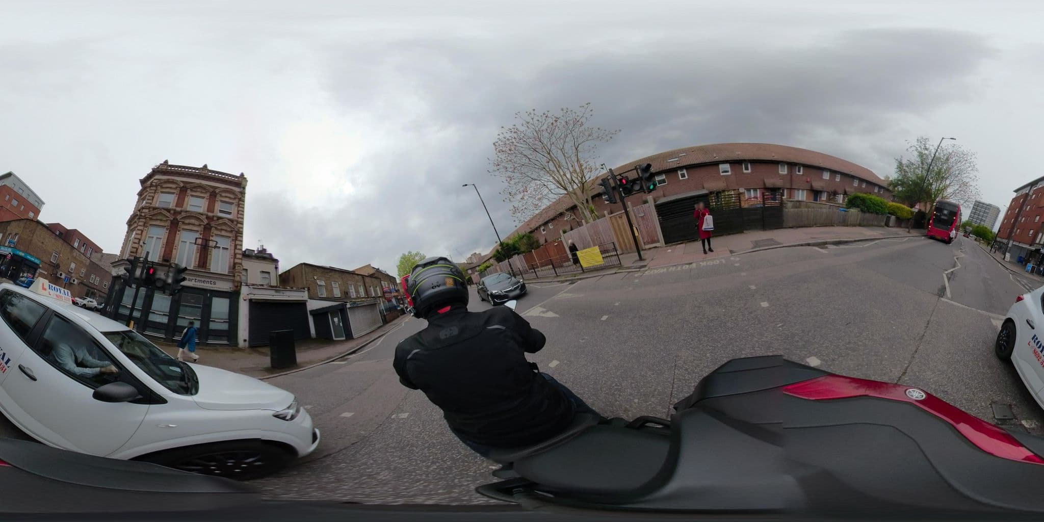 Street view near London Stay, Rotherhithe — © wasd42 (CC BY-SA · Mapillary)