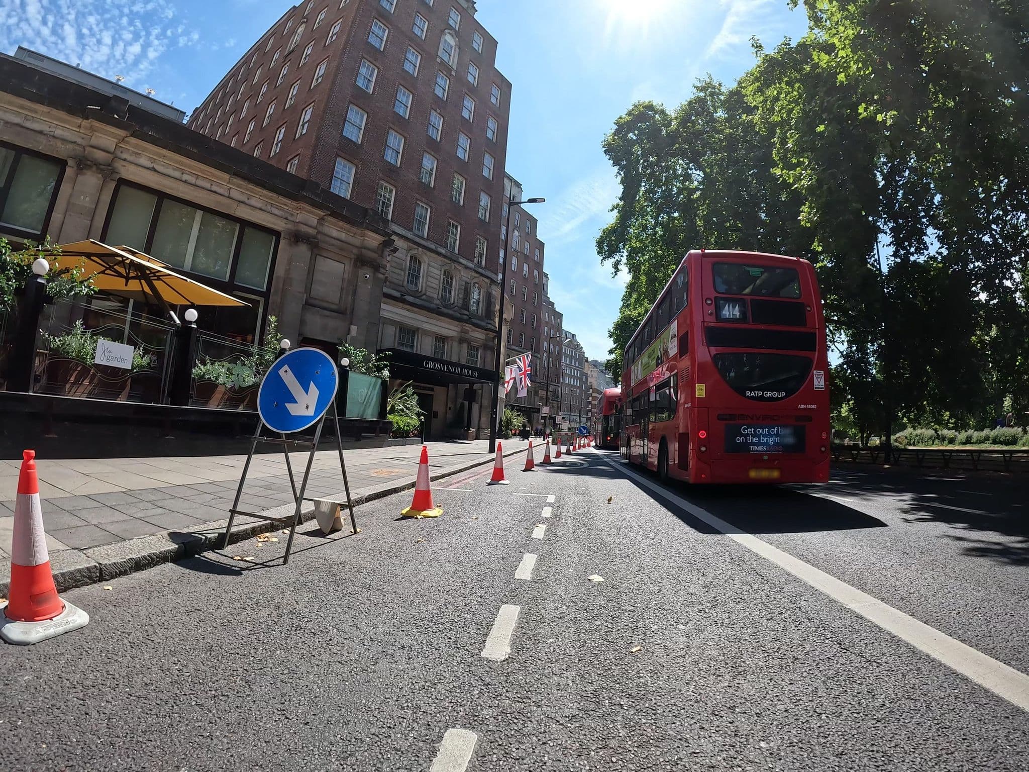 Street view near Jw Marriot Hotel, West End of London — © erias (CC BY-SA · Mapillary)