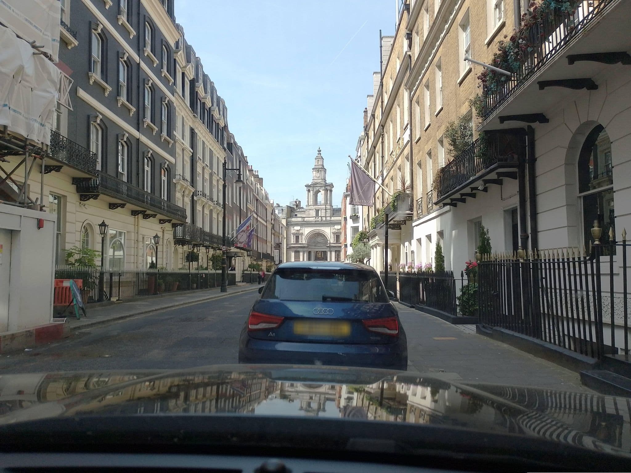 Street view near The Fox Club, St James's — © laye (CC BY-SA · Mapillary)