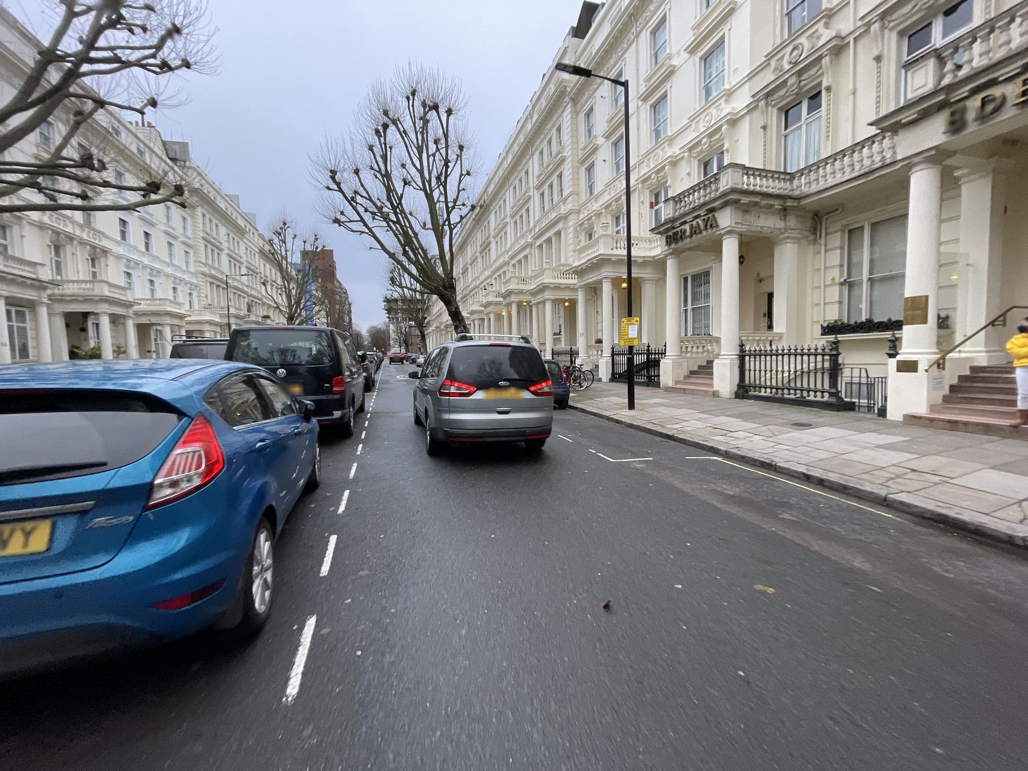Street view near Shaftsbury Hotels Paddington, Lancaster Gate — © asturksever (CC BY-SA · Mapillary)