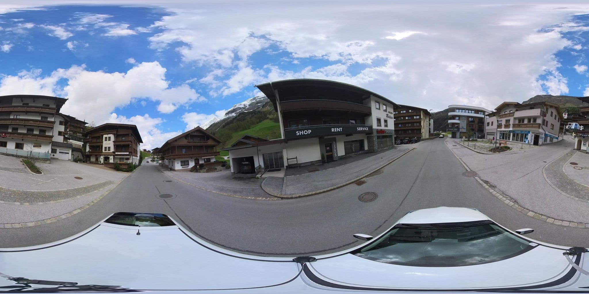 Street view near Hotel Klausnerhof - Landhaus Klausner, Tux — © osmplus_org (CC BY-SA · Mapillary)
