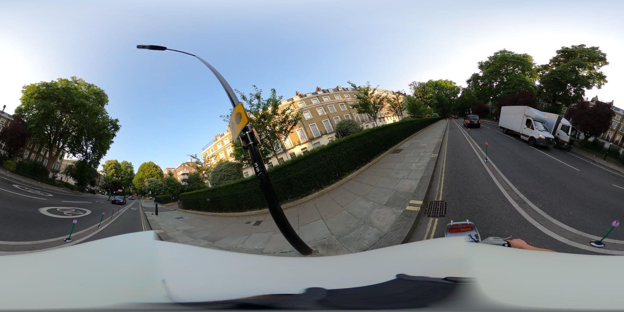 Street view near The Brynteg Guest House, Hyde Park — © NatchaponJ (CC BY-SA · Mapillary)