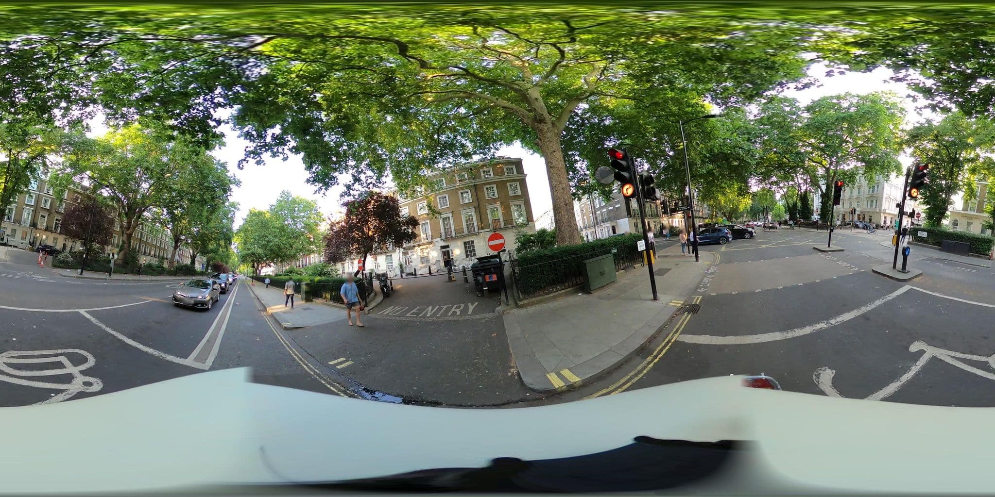 Street view near The Claremont Hotel, Hyde Park — © NatchaponJ (CC BY-SA · Mapillary)