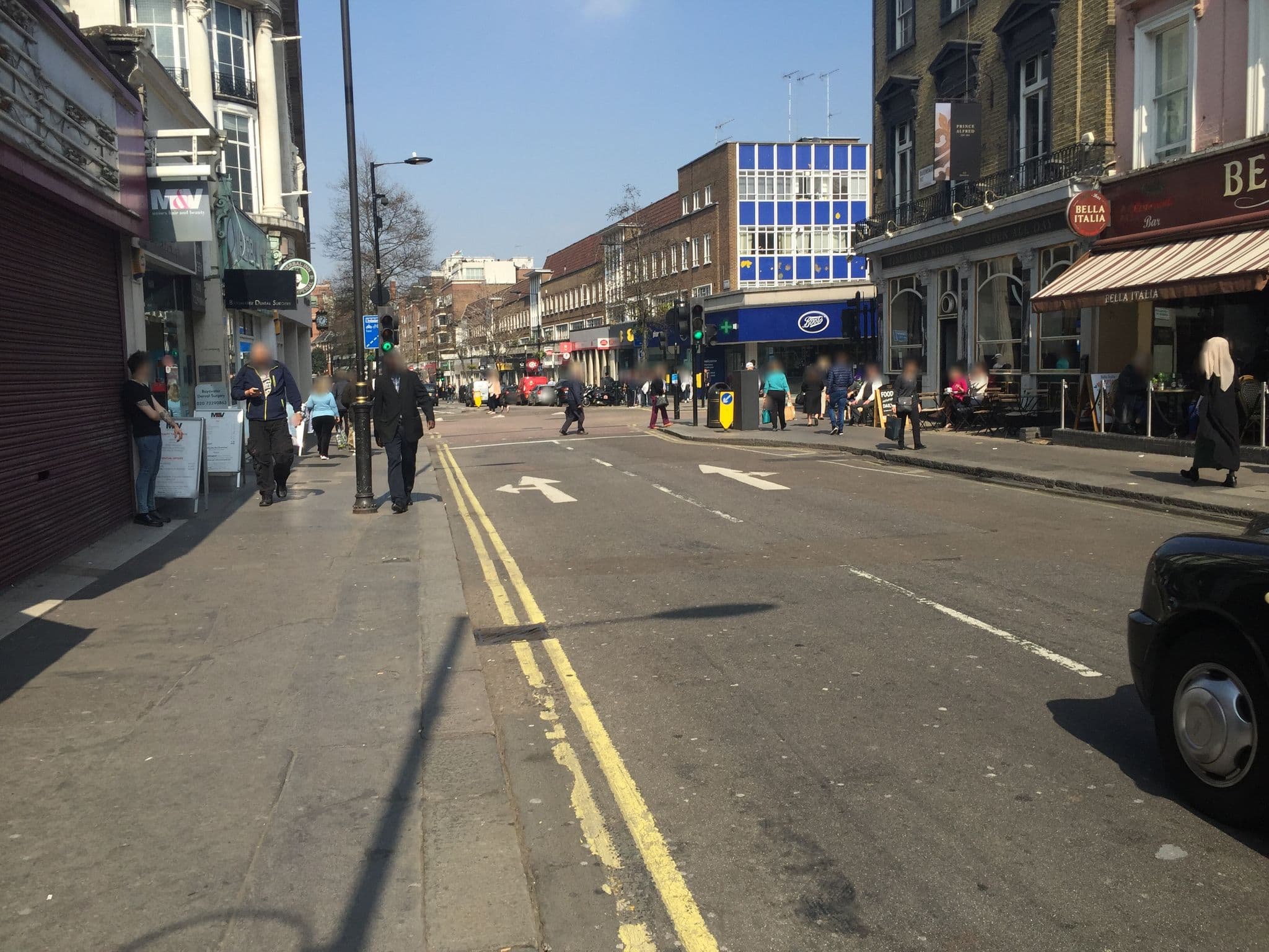 Street view near Royal Hyde Park Hotel, Lancaster Gate — © tommorris (CC BY-SA · Mapillary)