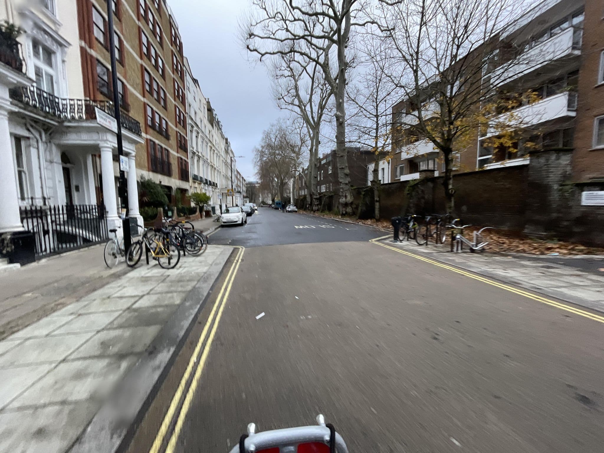 Street view near Cozy Flat in Hyde Park, Lancaster Gate — © asturksever (CC BY-SA · Mapillary)
