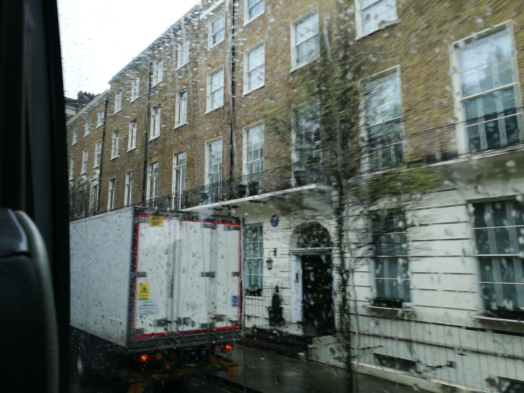 Street view near Opulence Hotel, West End of London — © rsandu (CC BY-SA · Mapillary)