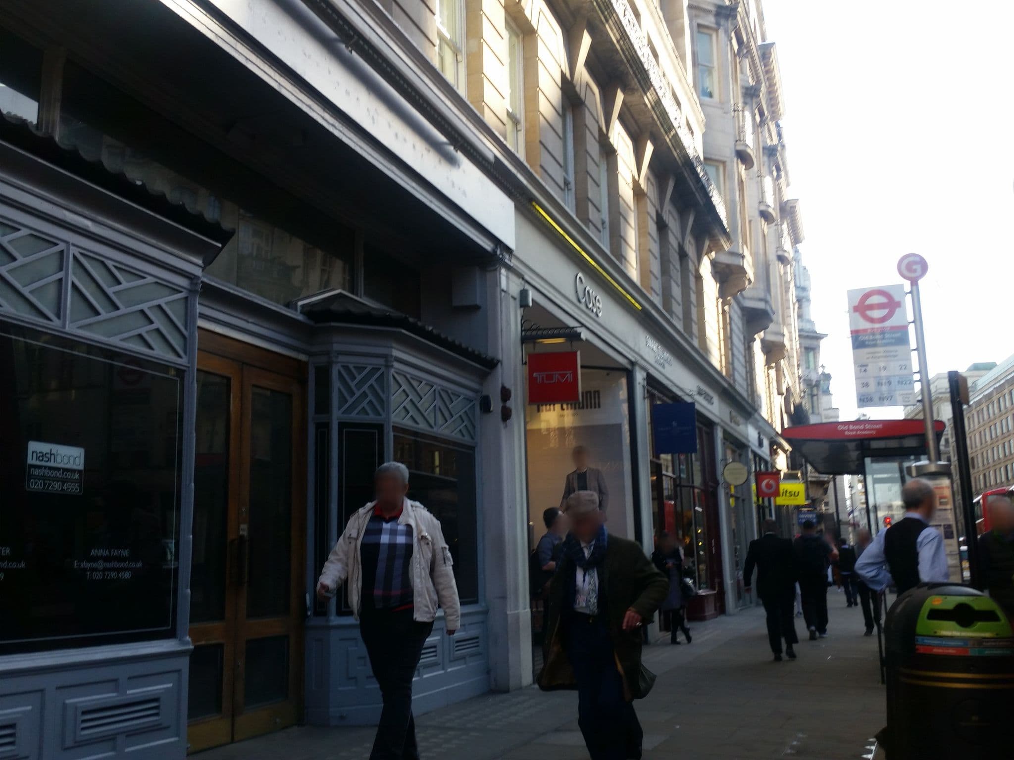 Street view near Pine Cliffs, St James's — © matth81 (CC BY-SA · Mapillary)