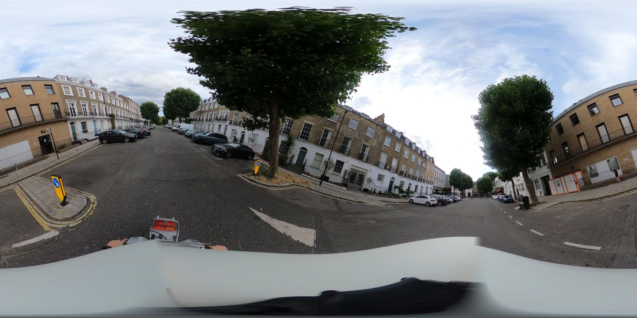 Street view near BnB Elspeth, Camden Town — © NatchaponJ (CC BY-SA · Mapillary)