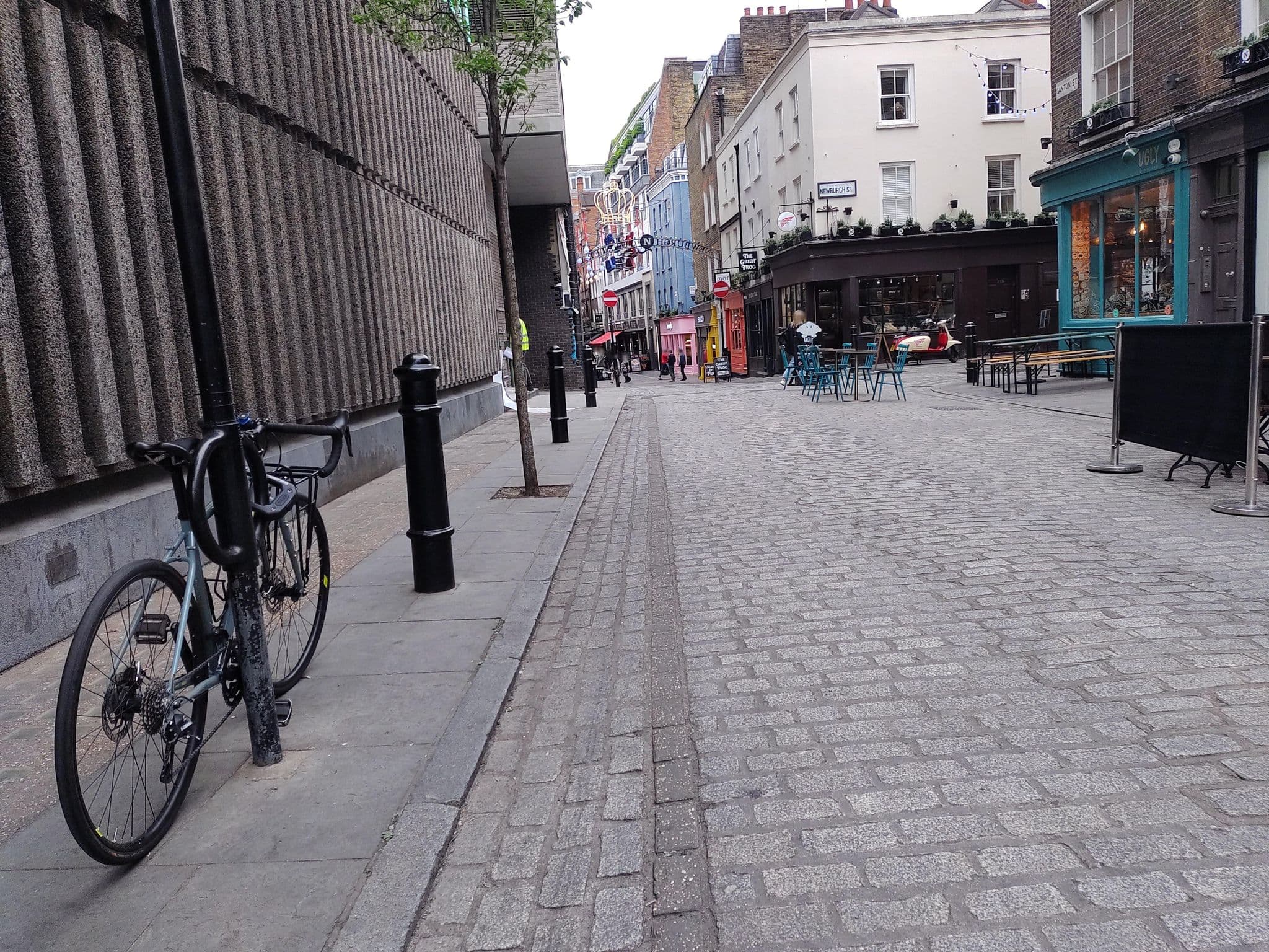 Street view near Stay Inn Oxford Street, Soho — © mapeadora (CC BY-SA · Mapillary)