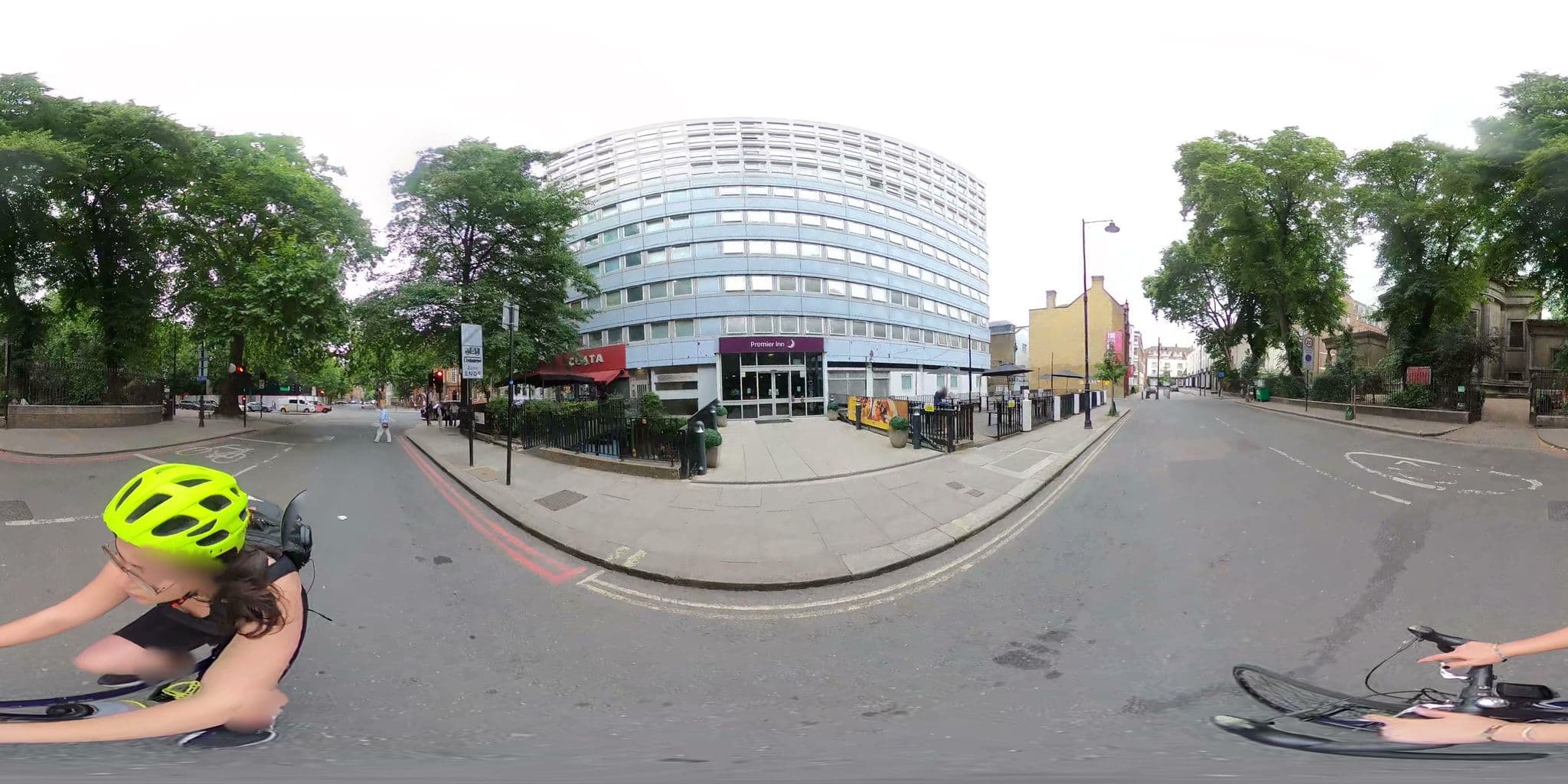 Street view near London Euston Travel Inn Capital, King's Cross — © cernbyln (CC BY-SA · Mapillary)