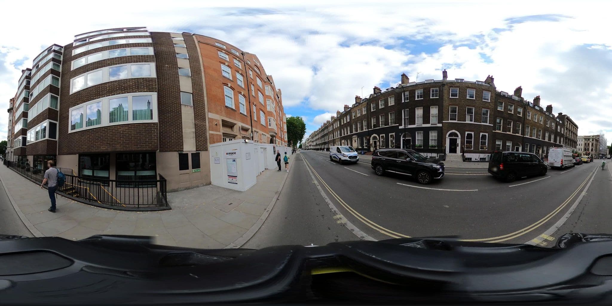 Street view near The Gresham Hotel Bloomsbury, Holborn — © NatchaponJ (CC BY-SA · Mapillary)