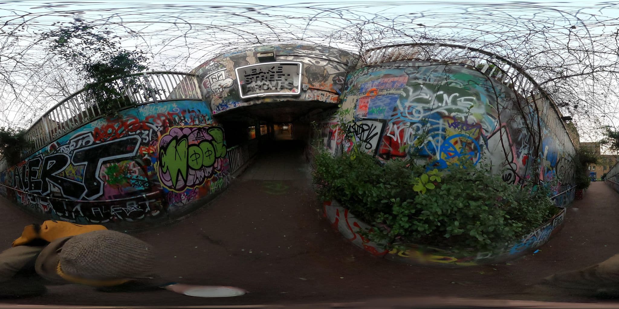 Street view near Steves Bed & Breakfast, Lambeth — © peterleth (CC BY-SA · Mapillary)