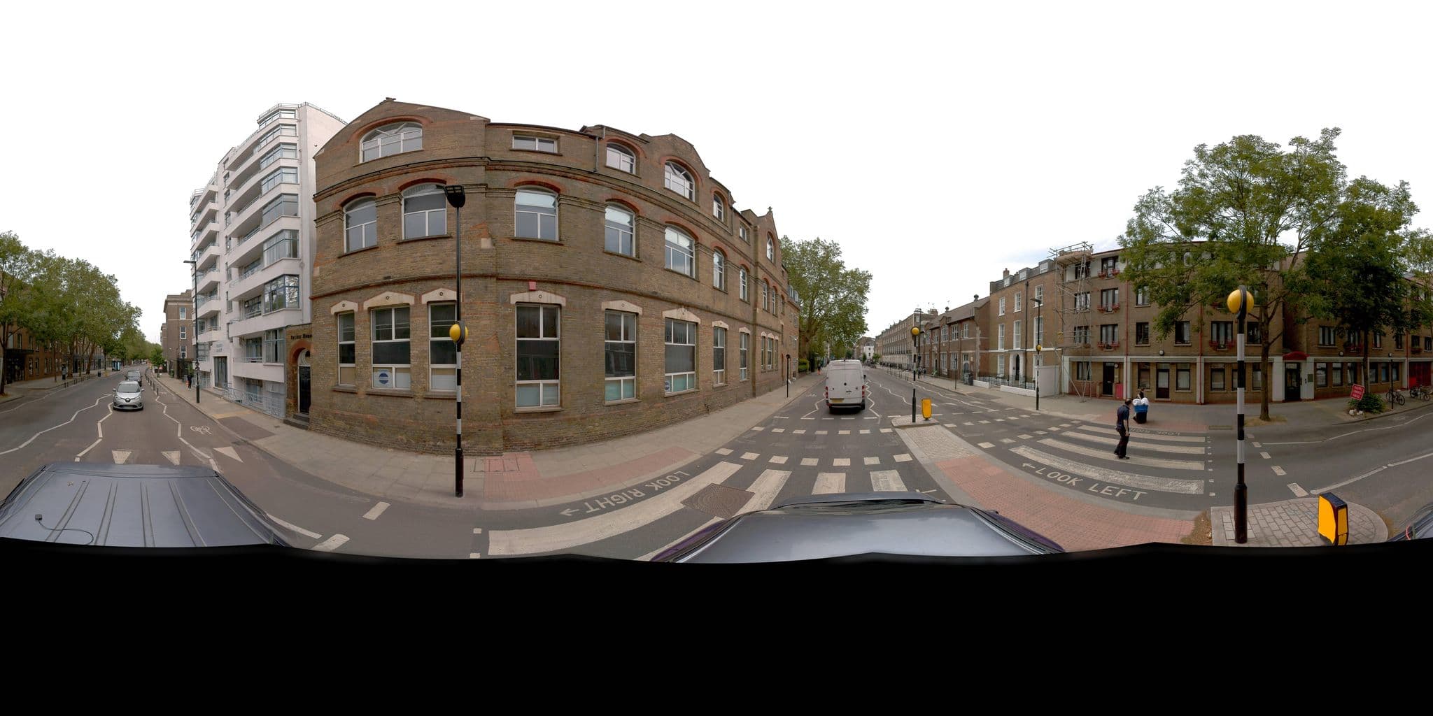 Street view near Holborn Theatre Museum Flats, Clerkenwell — © jeffreymartin (CC BY-SA · Mapillary)