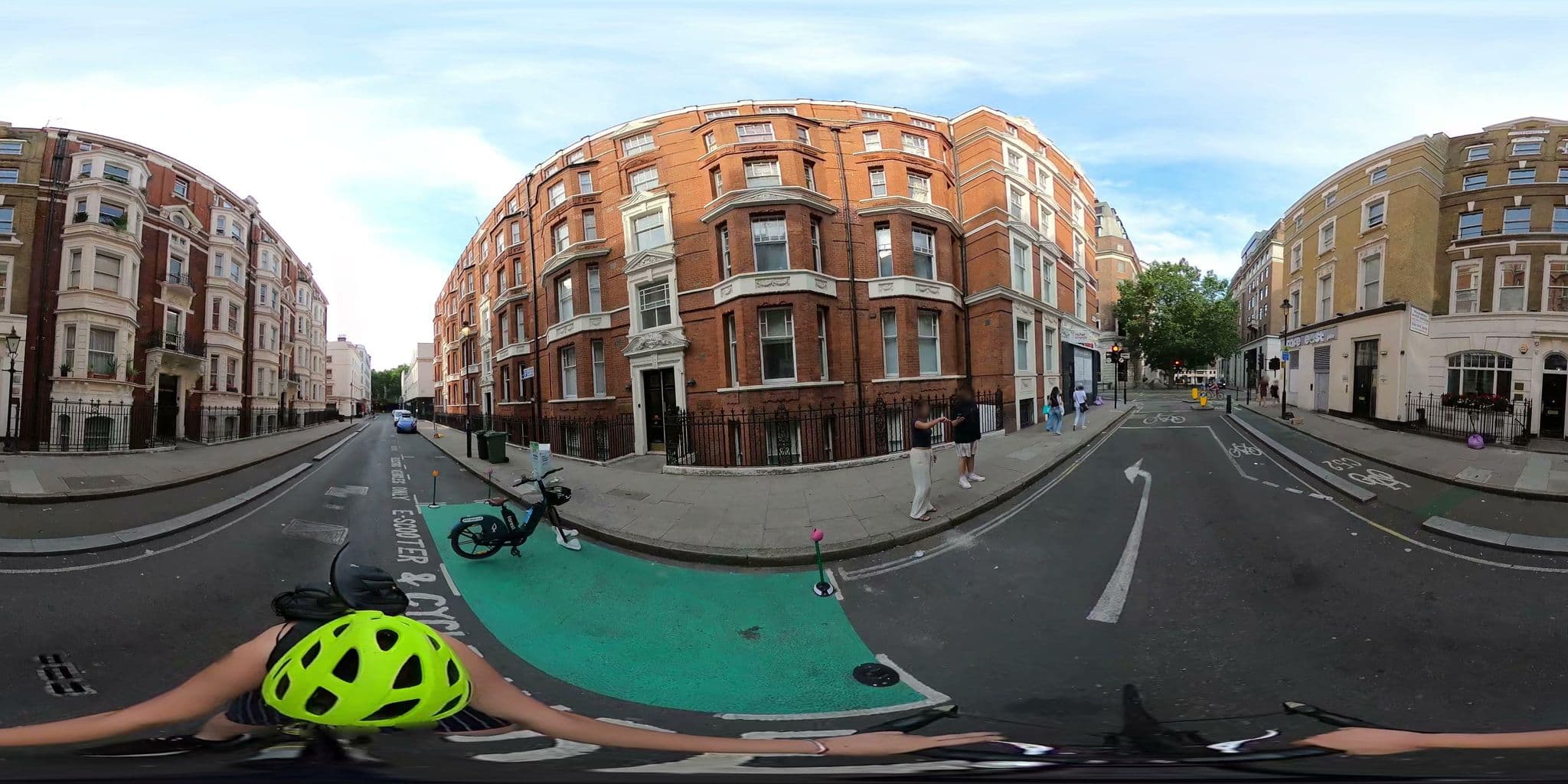 Street view near astor museum inn annex, Holborn — © cernbyln (CC BY-SA · Mapillary)