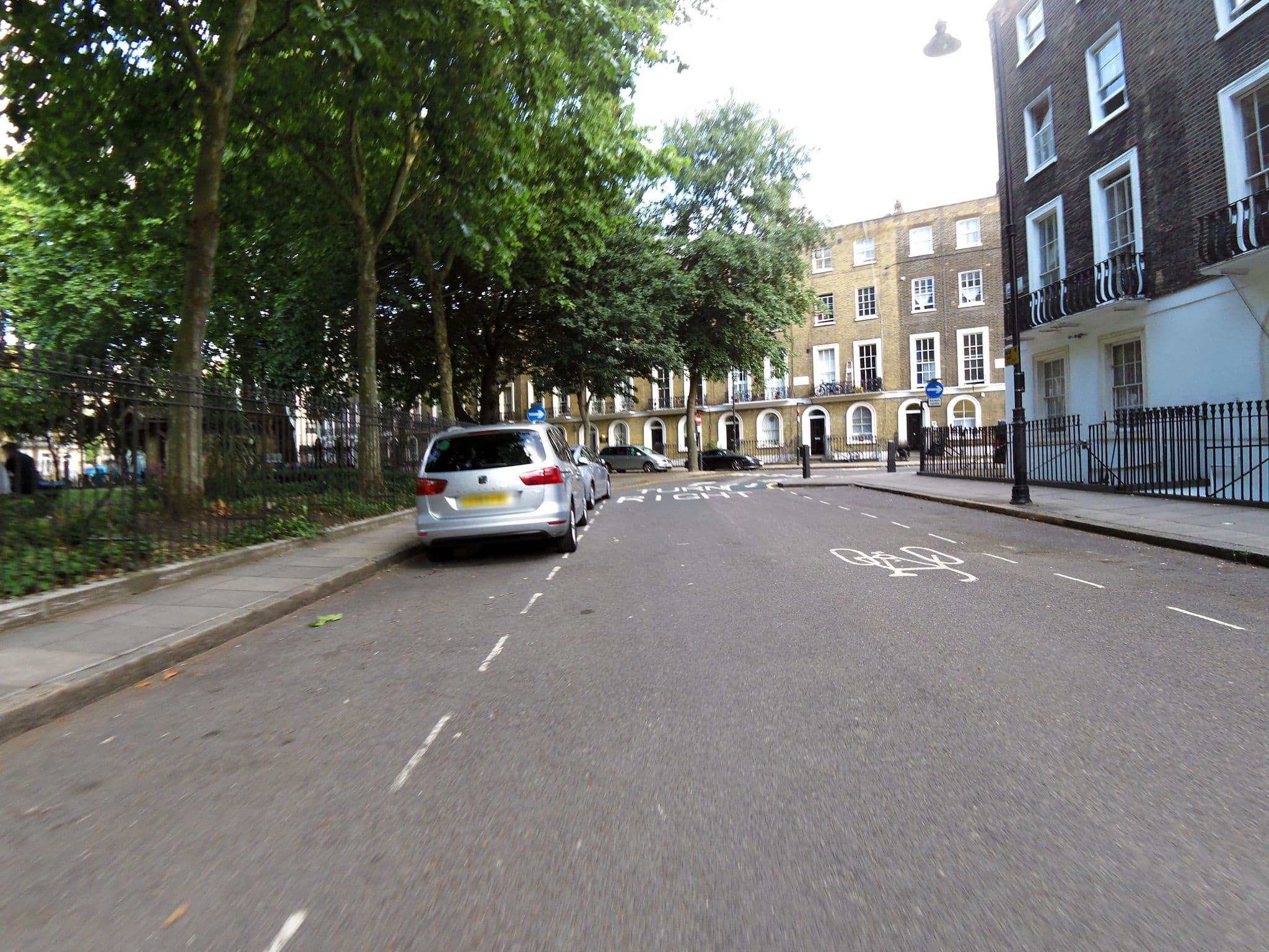 Street view near Kings Hotel, King's Cross — © smsm1 (CC BY-SA · Mapillary)