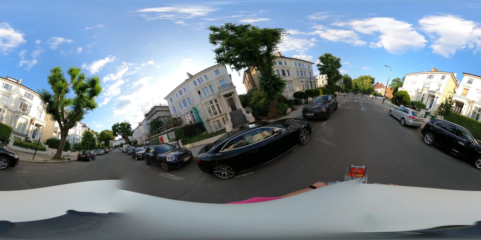 Street view near Dillons Hotel, Belsize Park — © NatchaponJ (CC BY-SA · Mapillary)