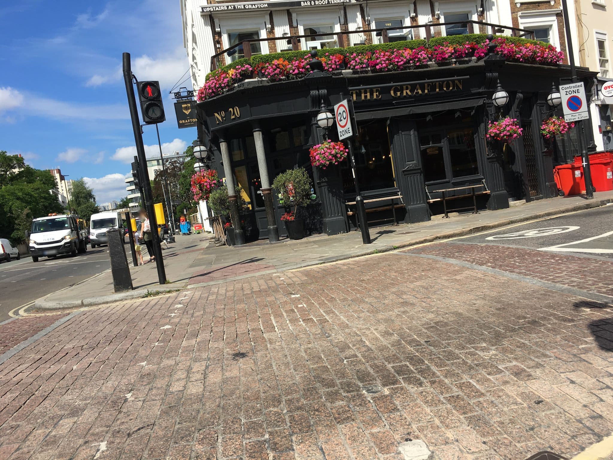 Street view near Michael's Guest House, Chalk Farm — © gness (CC BY-SA · Mapillary)