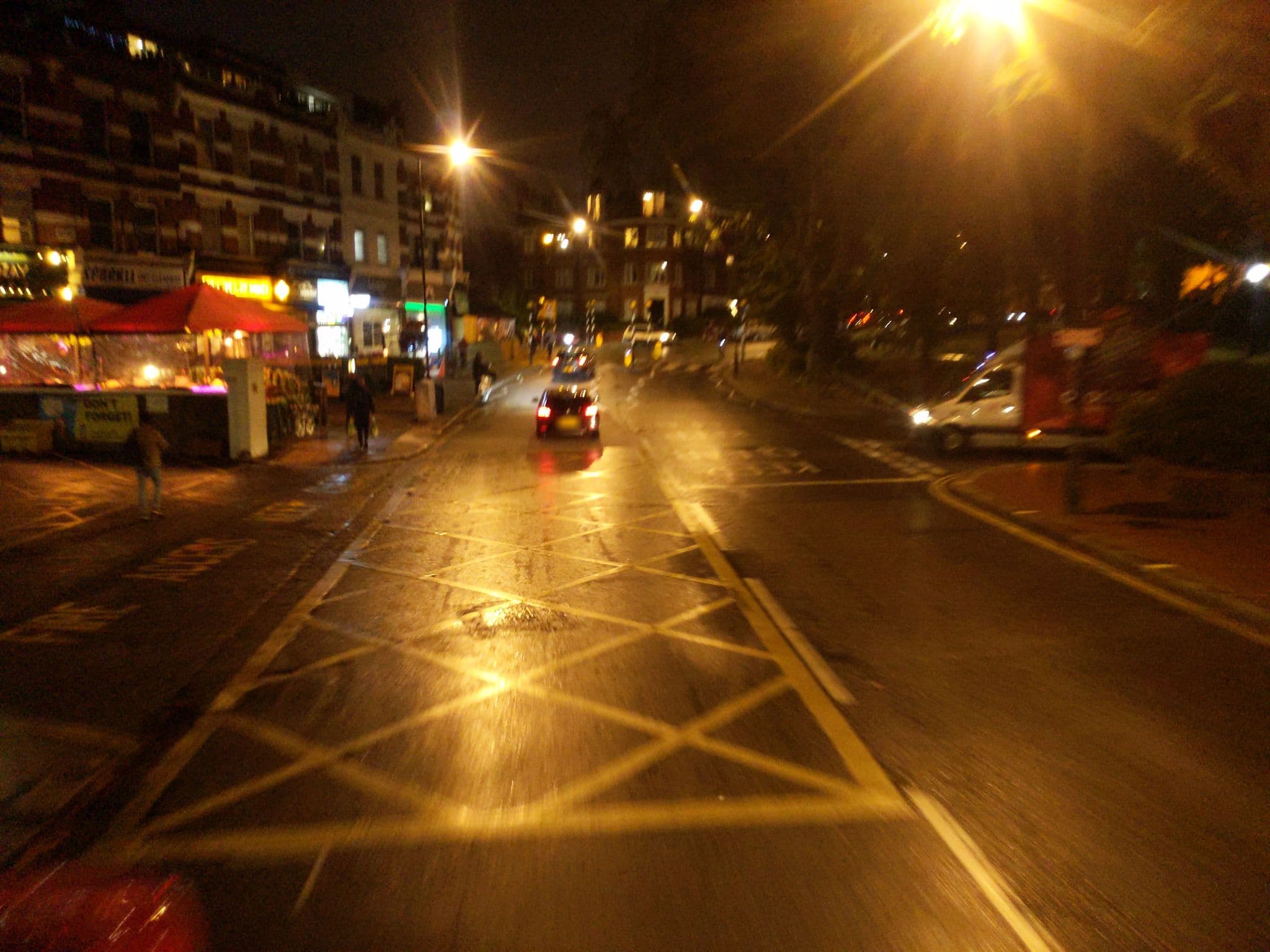 Street view near Hamstead Suites, Kilburn — © potaro67v (CC BY-SA · Mapillary)