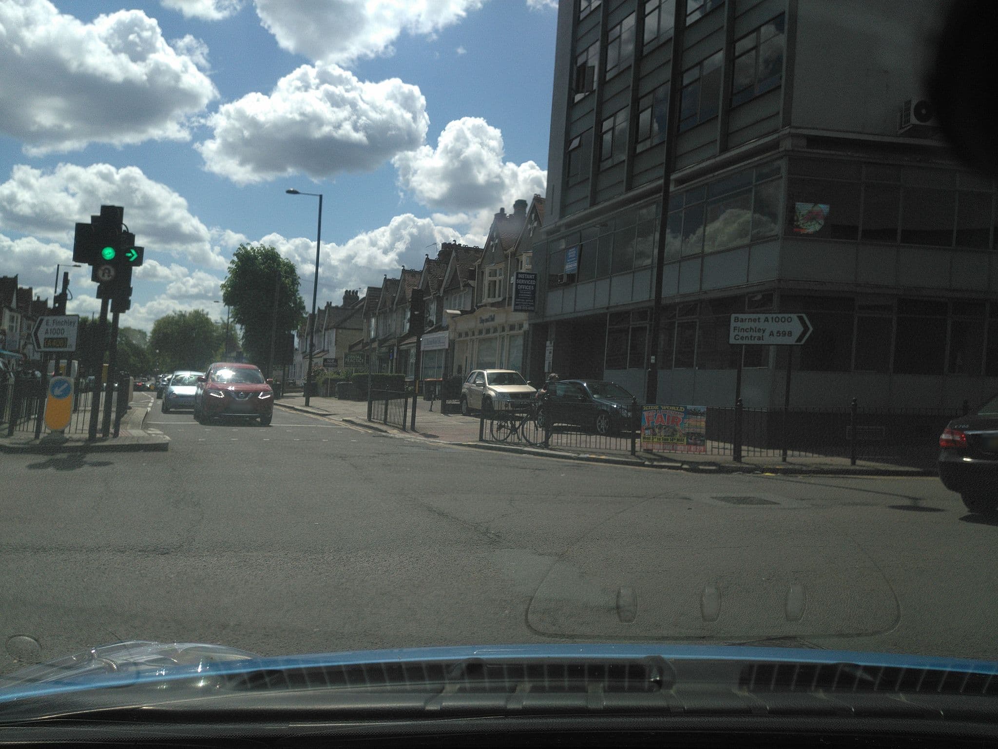 Street view near Sanders Inc., Friern Barnet — © zymurgic (CC BY-SA · Mapillary)