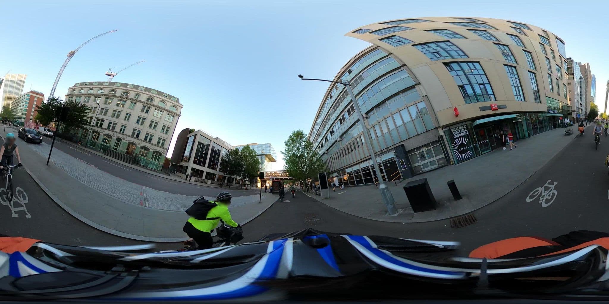 Street view near Novotel Pool, Lambeth — © asturksever (CC BY-SA · Mapillary)