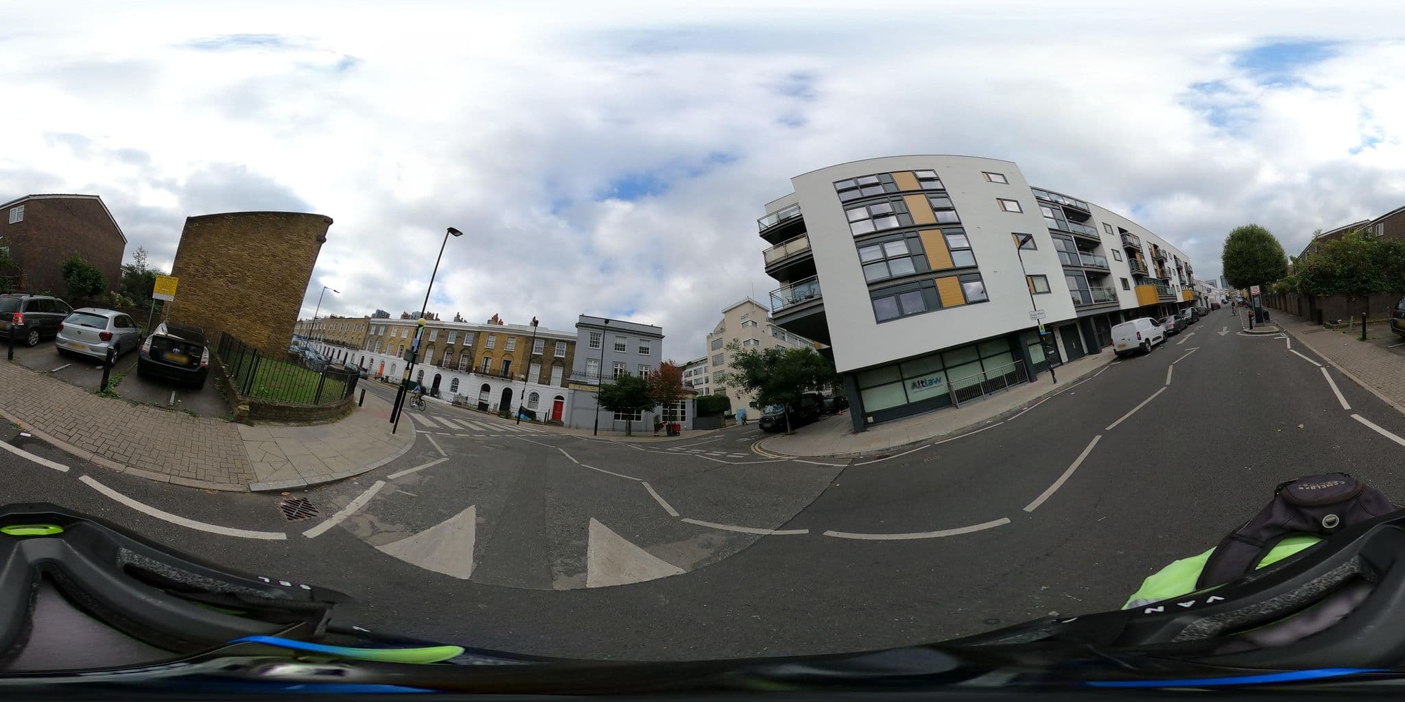 Street view near Maria and Duncan's AirBNB, Islington — © Stefdegreef (CC BY-SA · Mapillary)