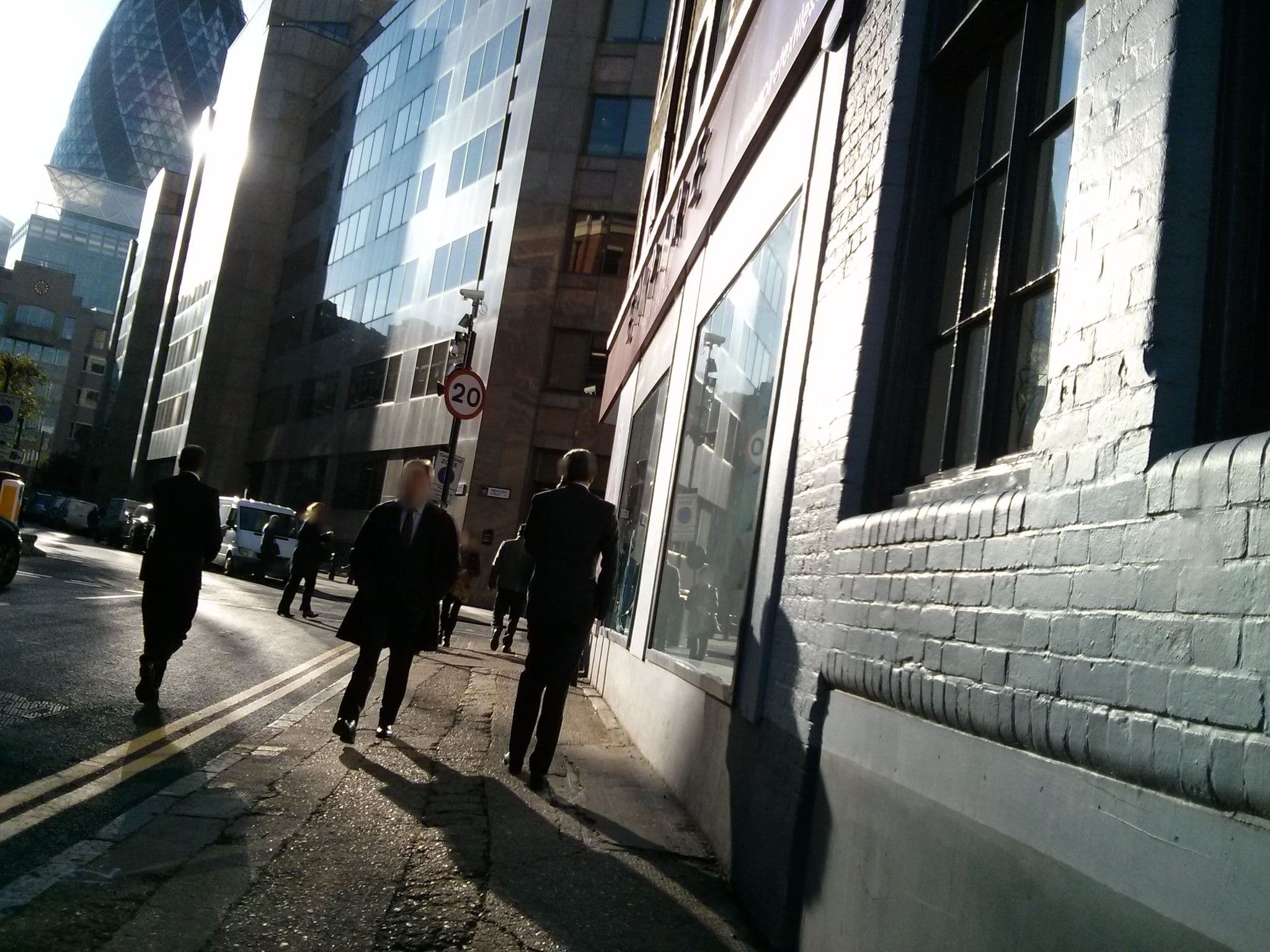 Street view near Wilde Aparthotels - Liverpool Street, Spitalfields — © ecatmur (CC BY-SA · Mapillary)