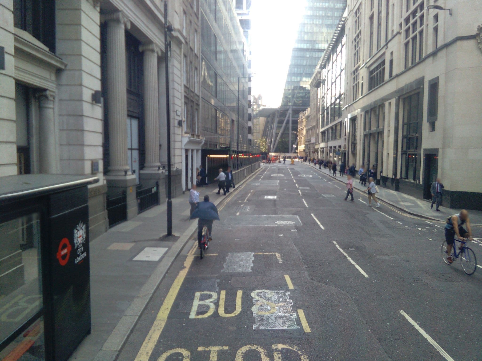 Street view near MAIHOTEL, Spitalfields — © ris (CC BY-SA · Mapillary)