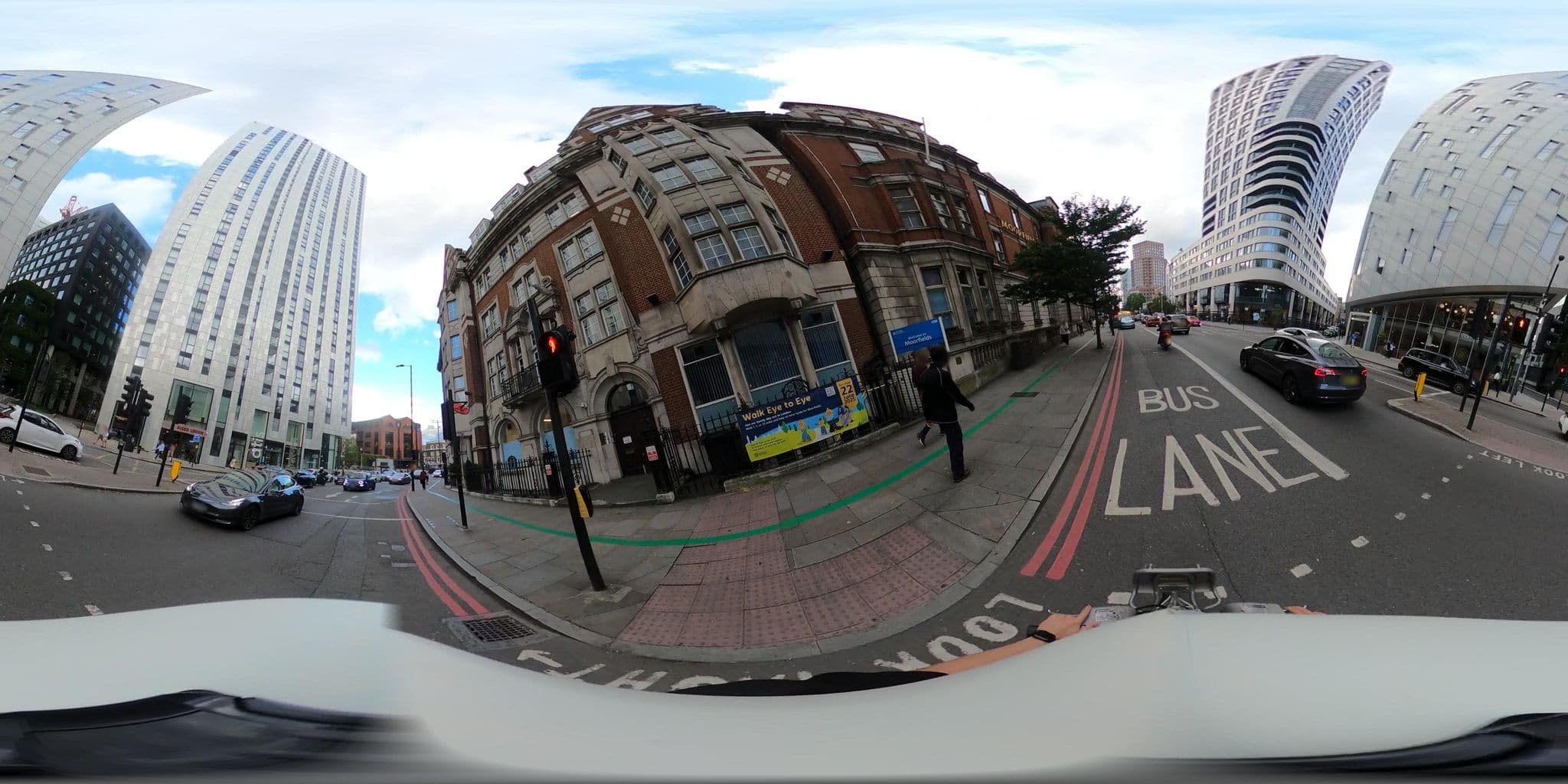 Street view near Btours, Barbican — © NatchaponJ (CC BY-SA · Mapillary)