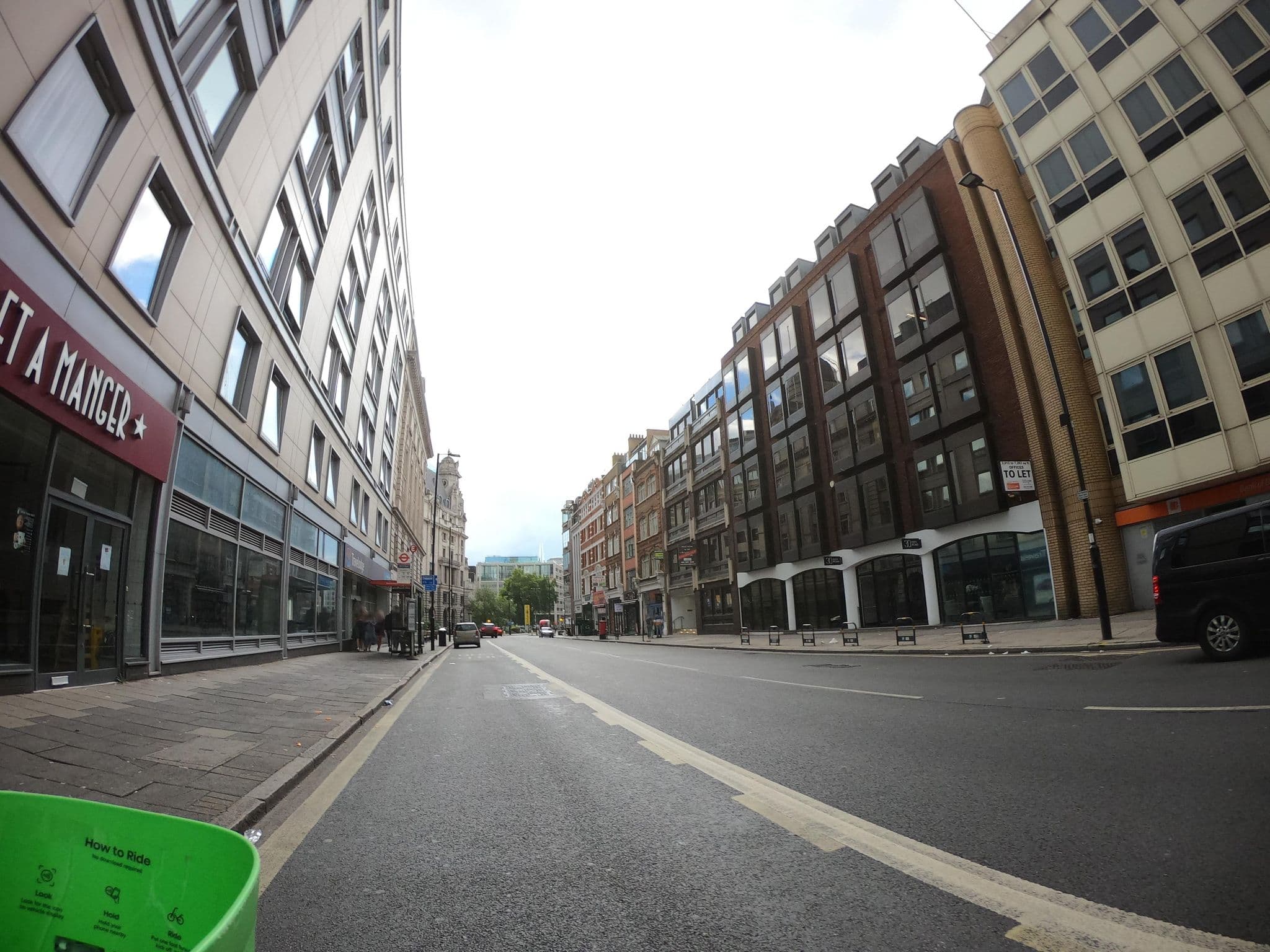 Street view near De bar, Barbican — © richlv (CC BY-SA · Mapillary)