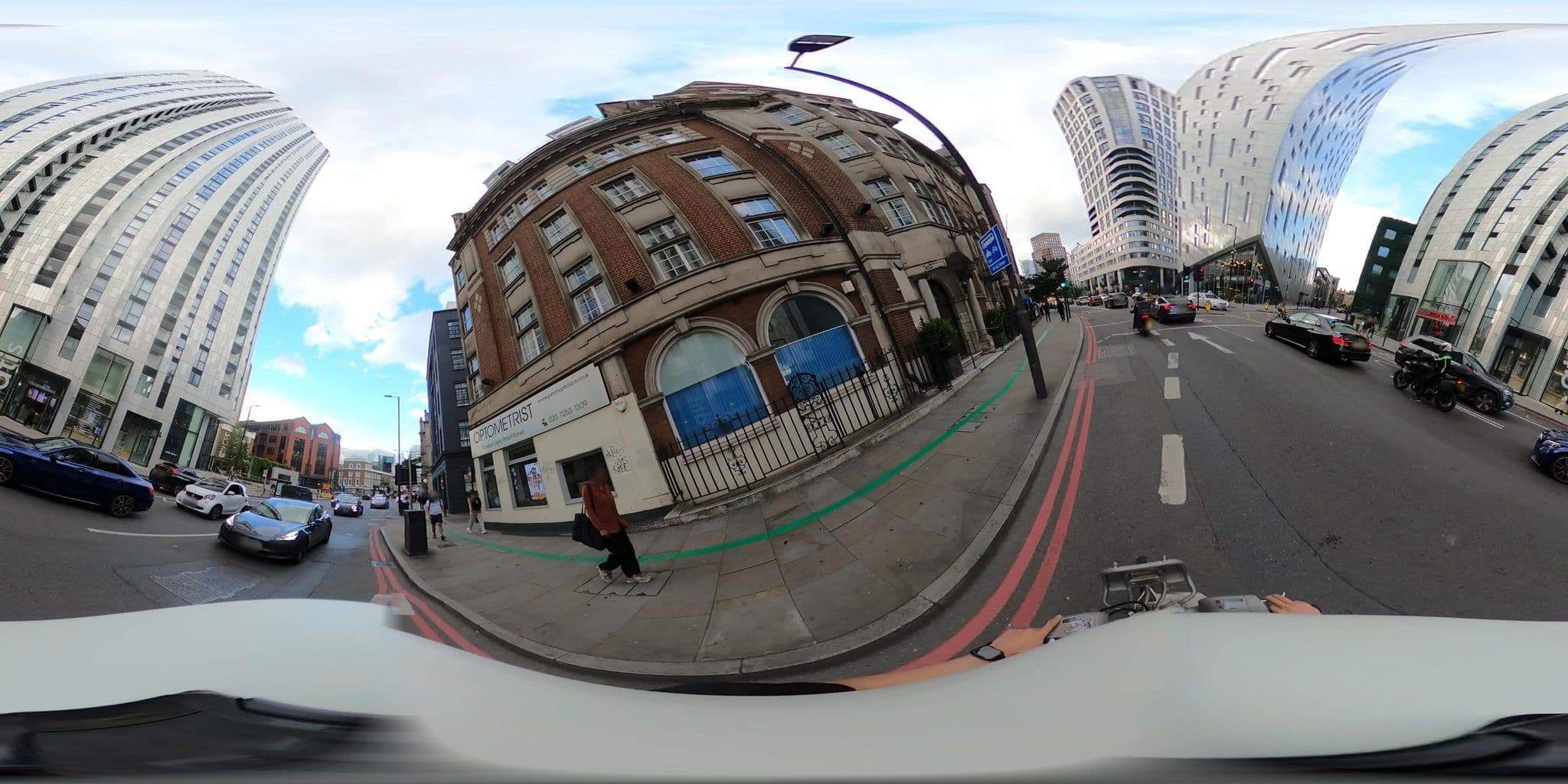 Street view near JOURNEY EXPERTS LTD, Barbican — © NatchaponJ (CC BY-SA · Mapillary)