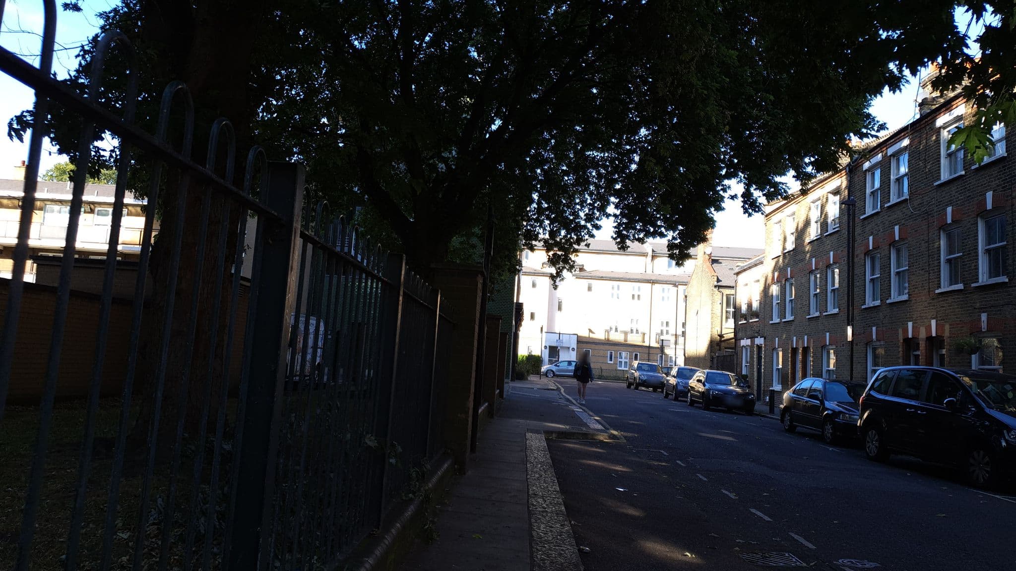 Street view near London Apartments Bethnal Green, Bethnal Green — © jris (CC BY-SA · Mapillary)