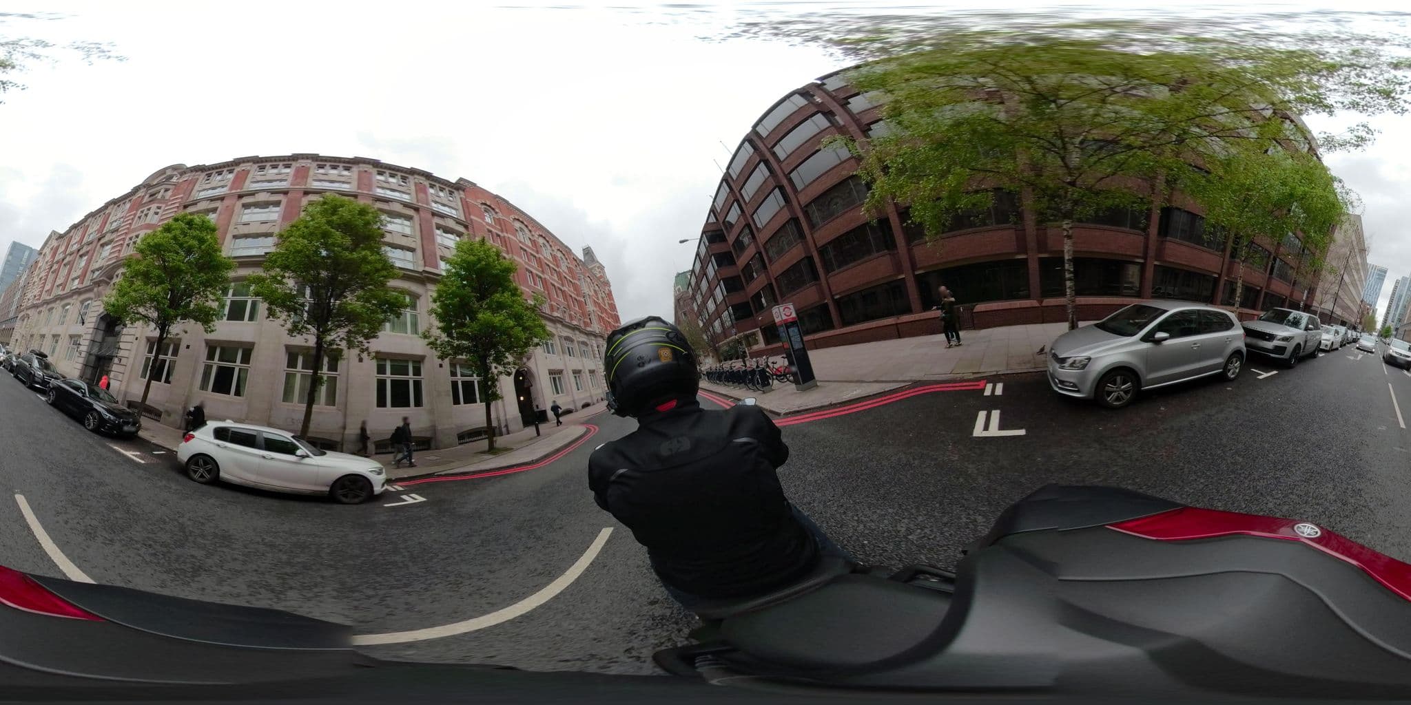 Street view near Still Life Tower Hill, Whitechapel — © wasd42 (CC BY-SA · Mapillary)