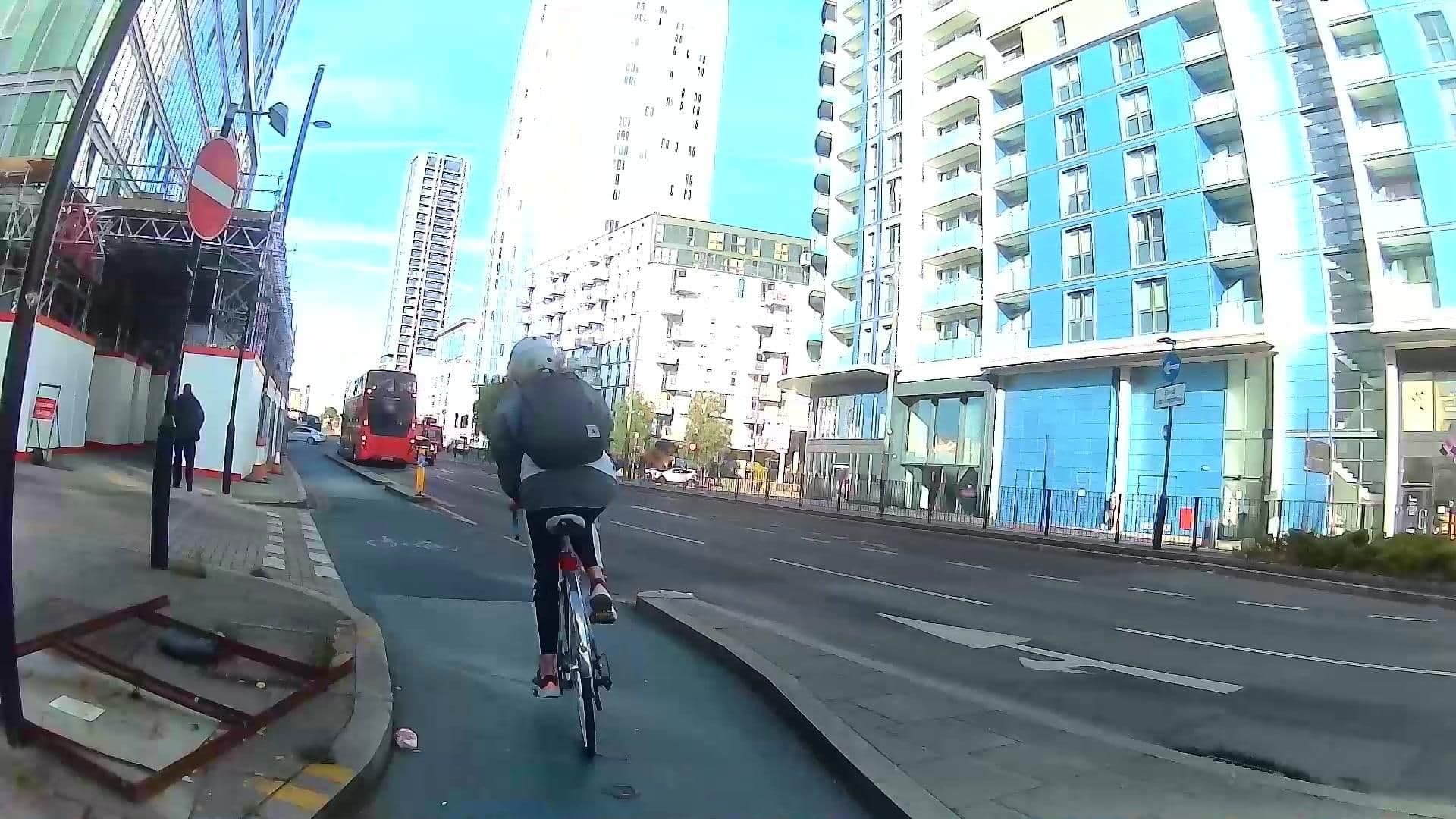 Street view near Xtend Suites, Stratford — © rskedgell (CC BY-SA · Mapillary)