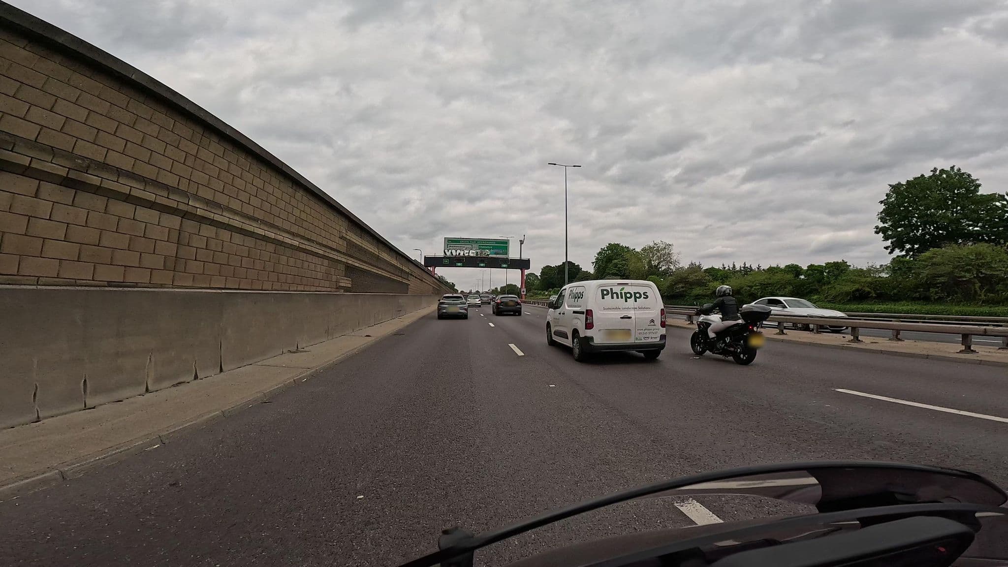 Street view near Leyton Budget Rooms, Leyton — © wasd42 (CC BY-SA · Mapillary)