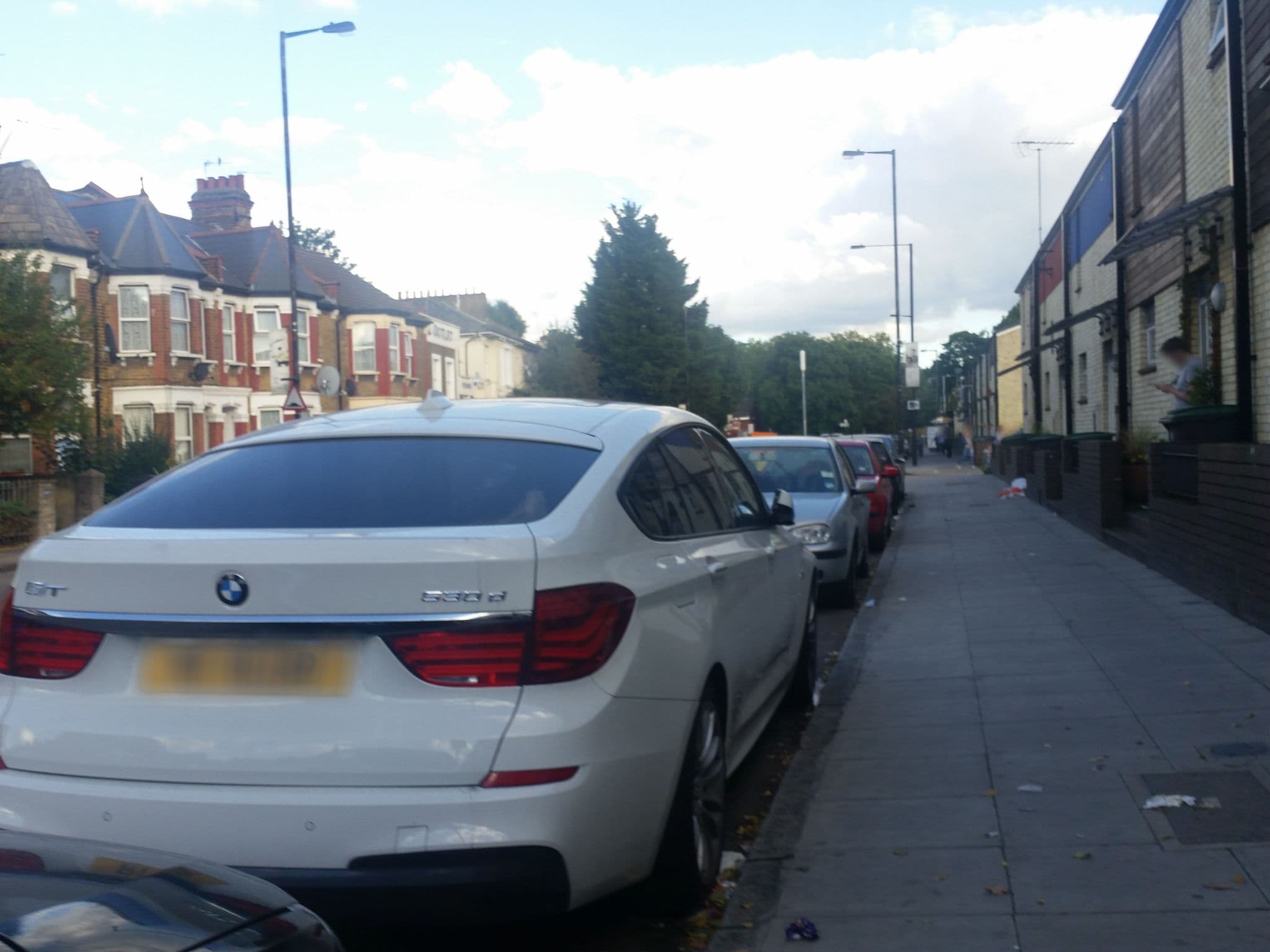 Street view near Tottenham Guest House, Seven Sisters — © matth81 (CC BY-SA · Mapillary)