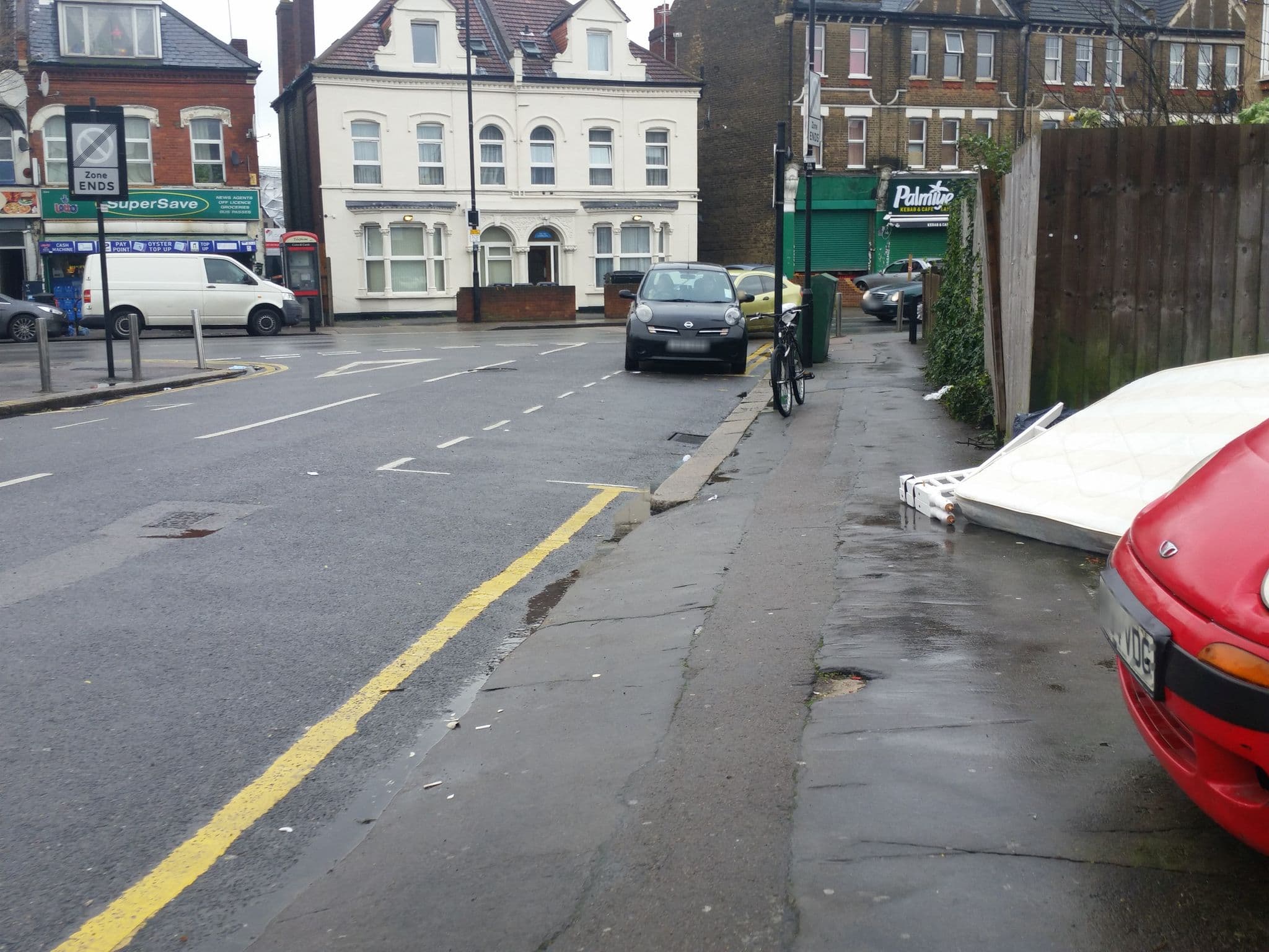 Street view near St Mungos, Wood Green — © matth81 (CC BY-SA · Mapillary)