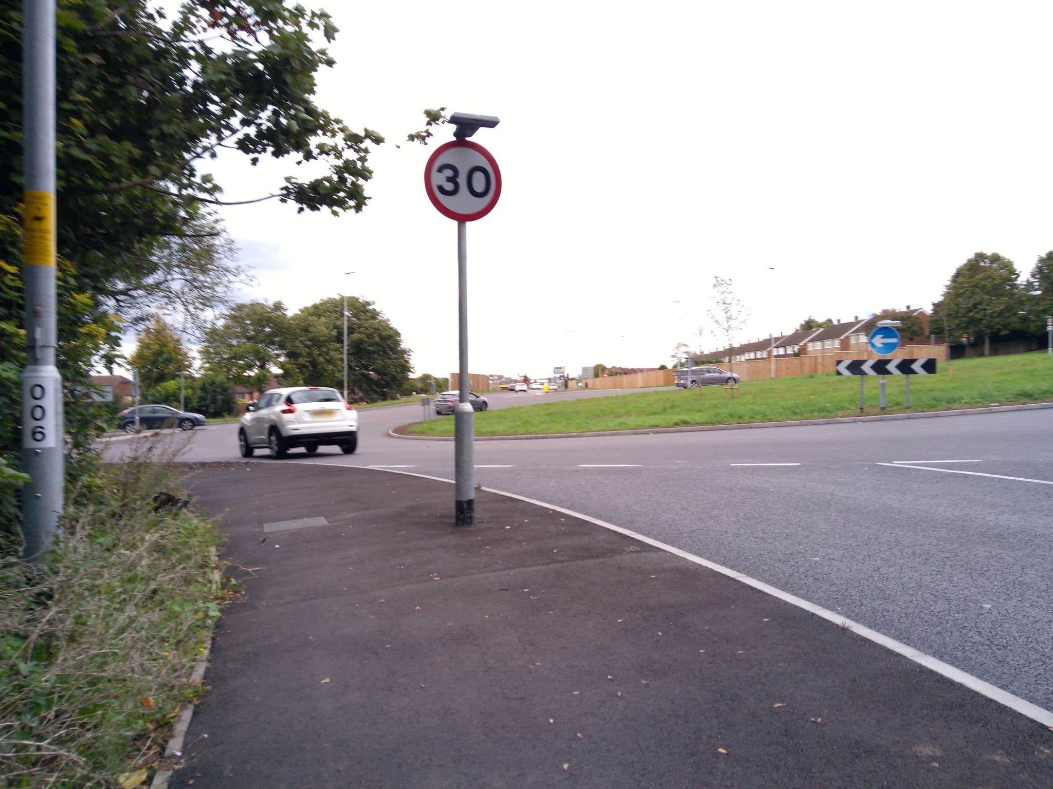 Street view near Premier Inn Troon Limited, Dunstable — © dasto (CC BY-SA · Mapillary)