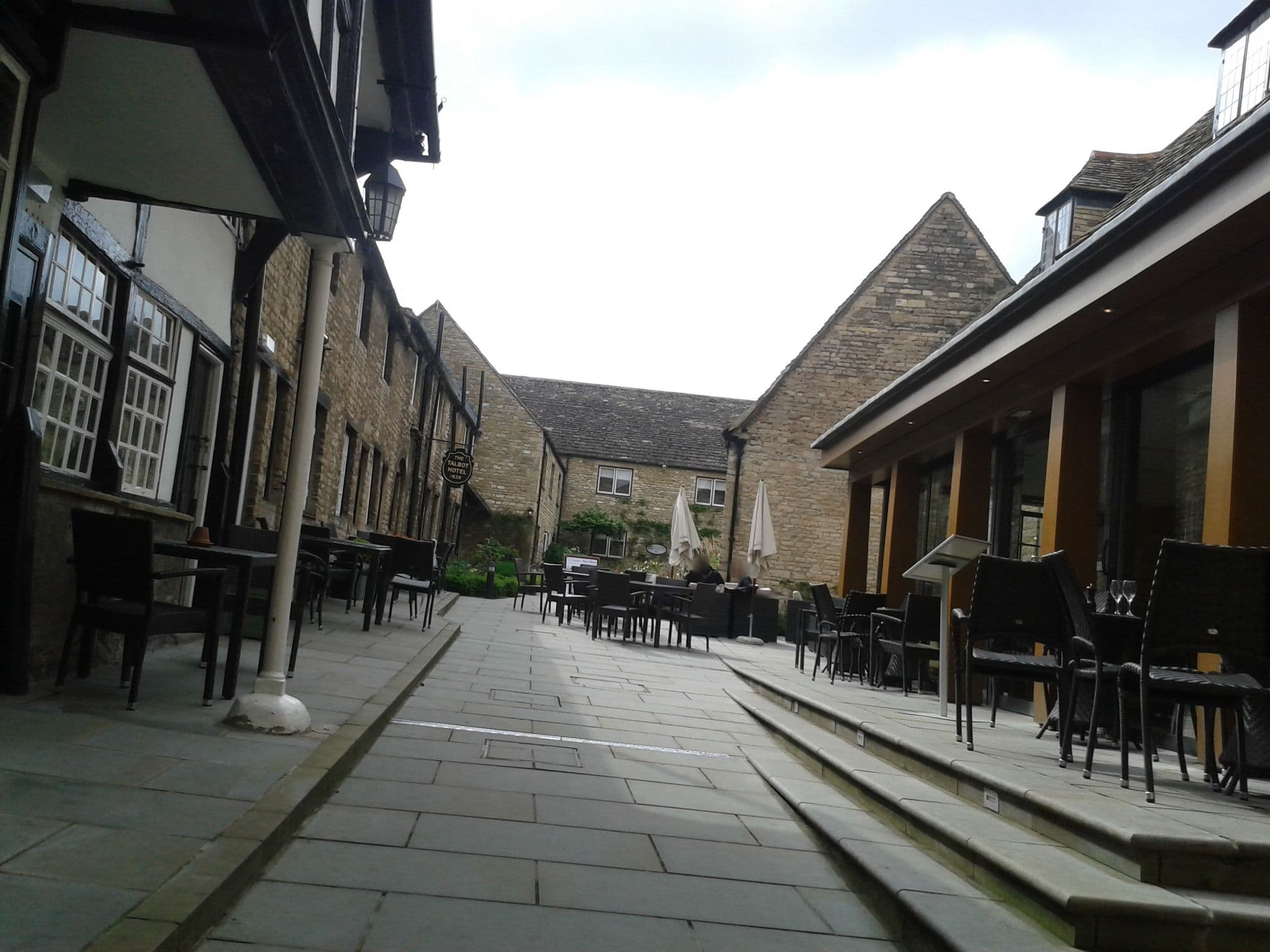 Street view near Talbot Hotel Oundle, Oundle — © cyclestreets (CC BY-SA · Mapillary)