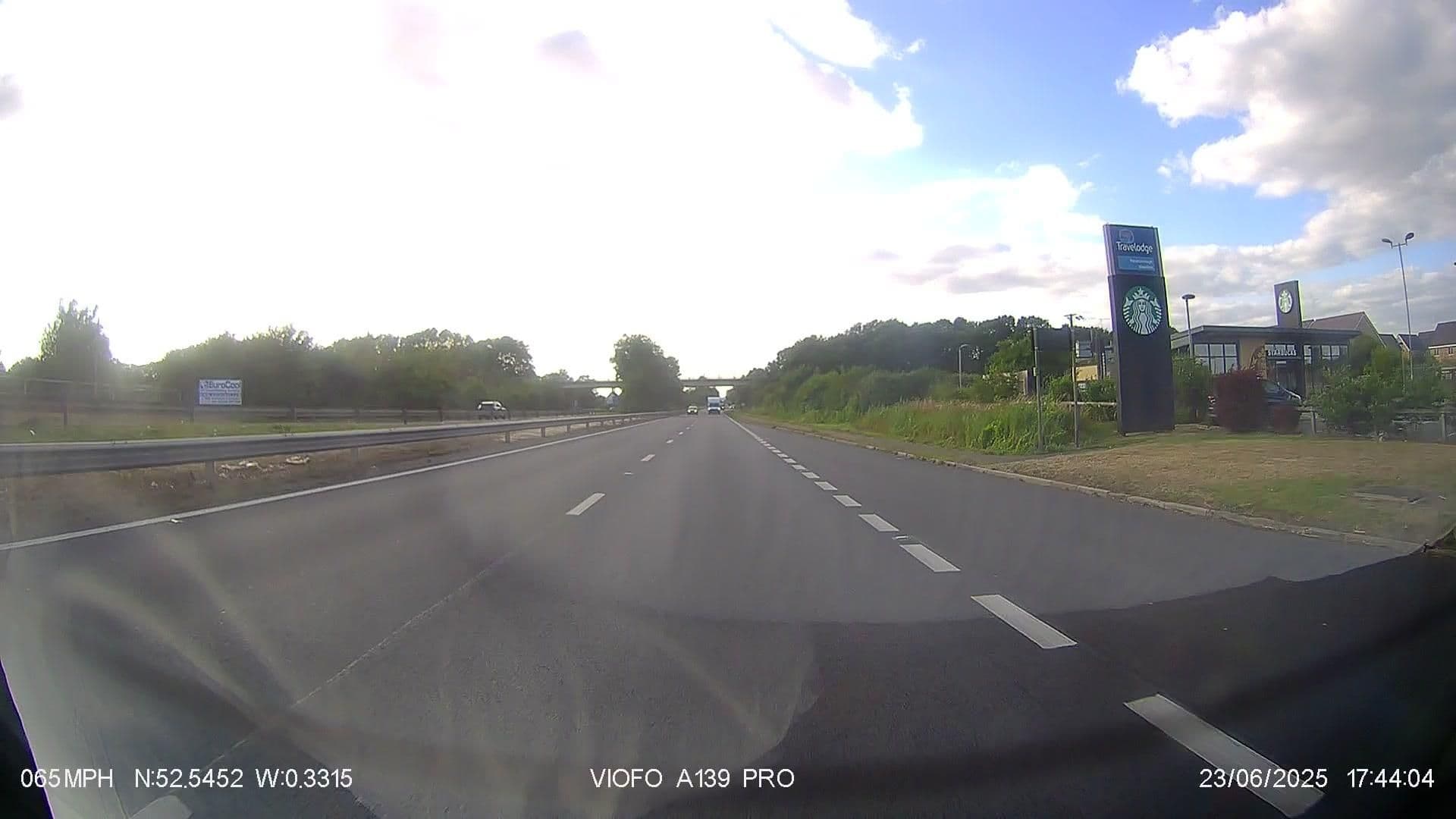 Street view near TL Peterborough Alwalton, Castor — © IpswichEdits (CC BY-SA · Mapillary)