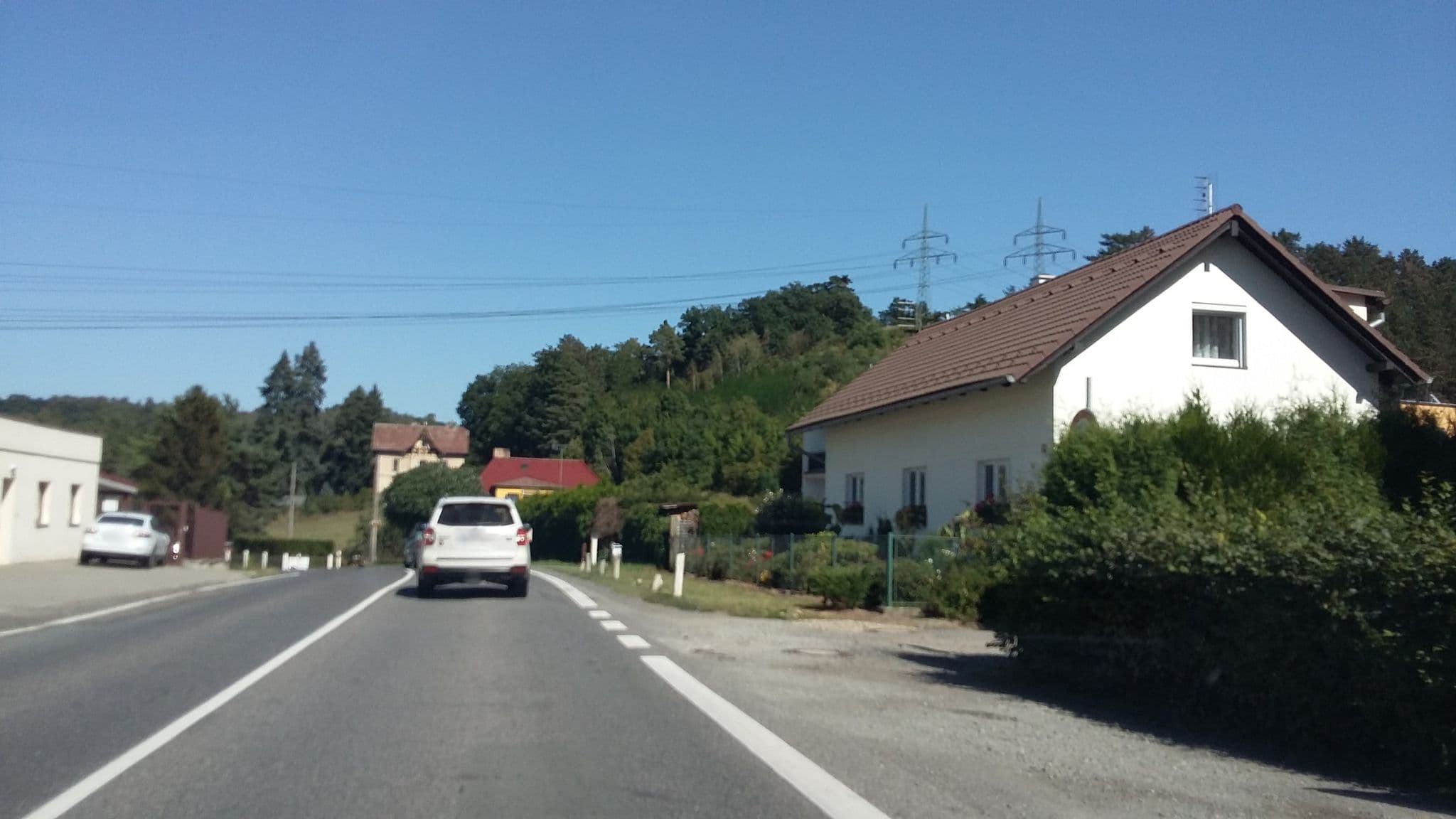 Street view near Penzion U Přemysla, Dolní Beřkovice — © gob (CC BY-SA · Mapillary)