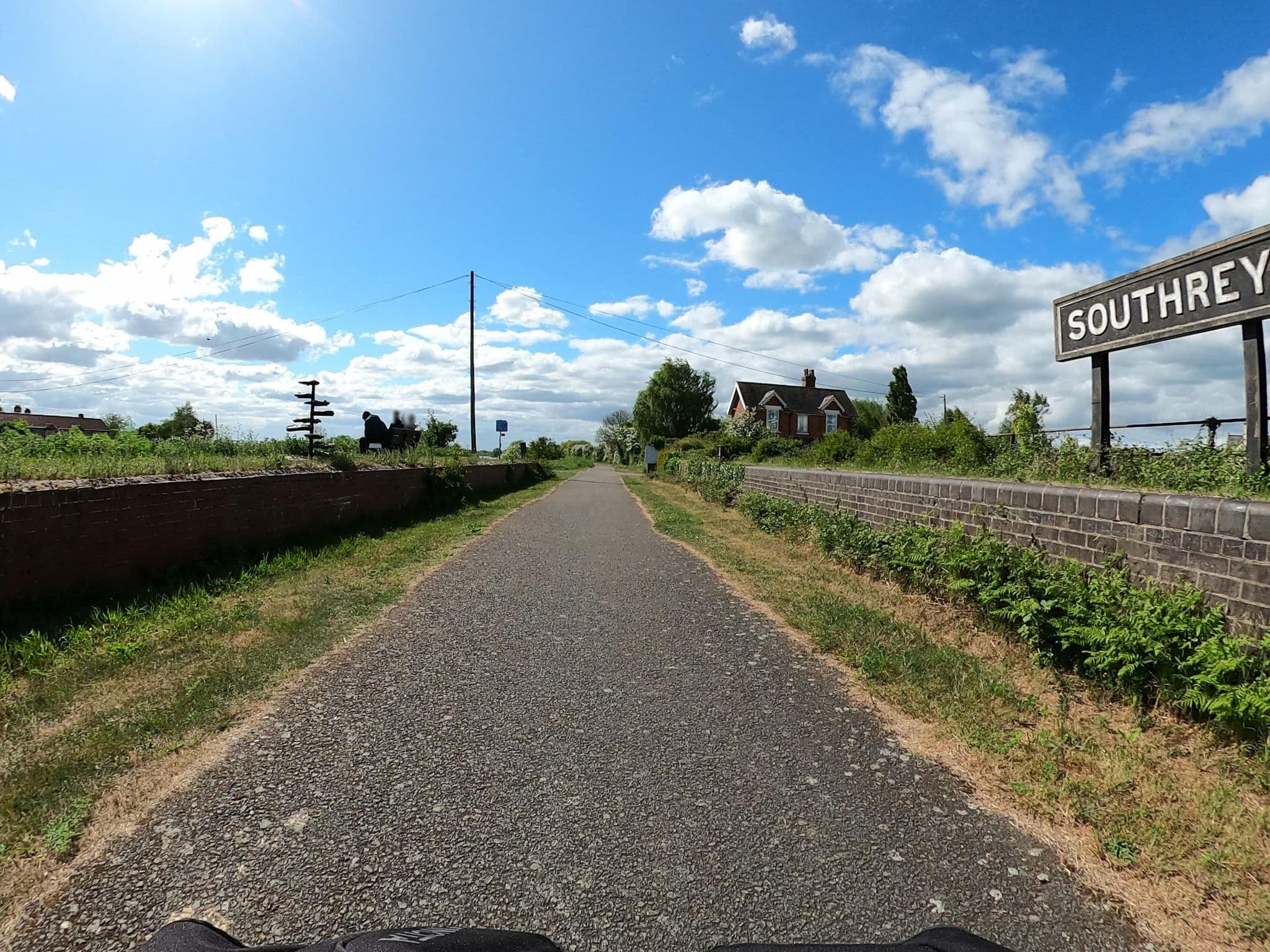 Street view near Riverside Inn, Bardney — © gness (CC BY-SA · Mapillary)