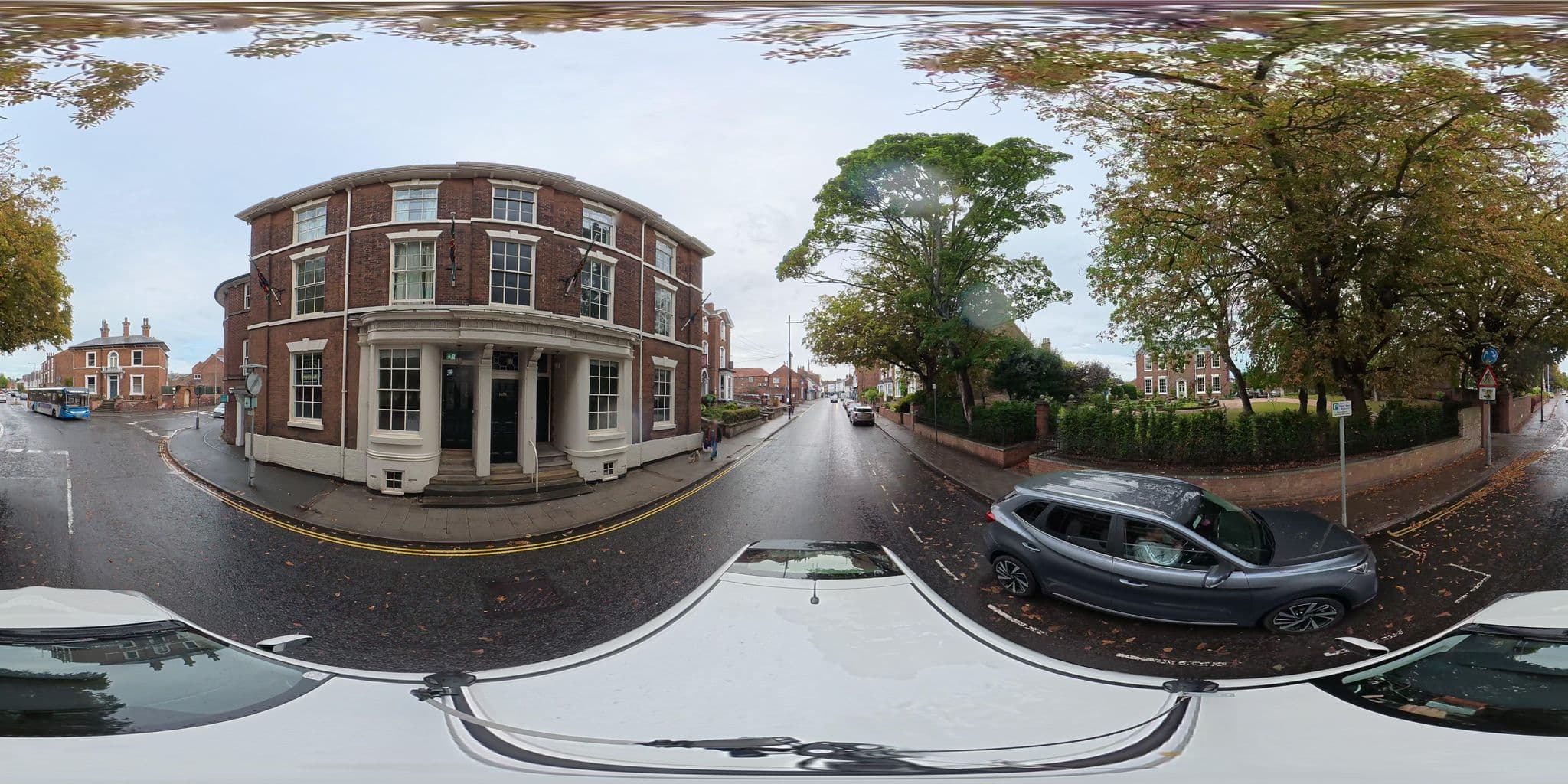 Street view near All Seasons Apartments, Louth — © osmplus_org (CC BY-SA · Mapillary)