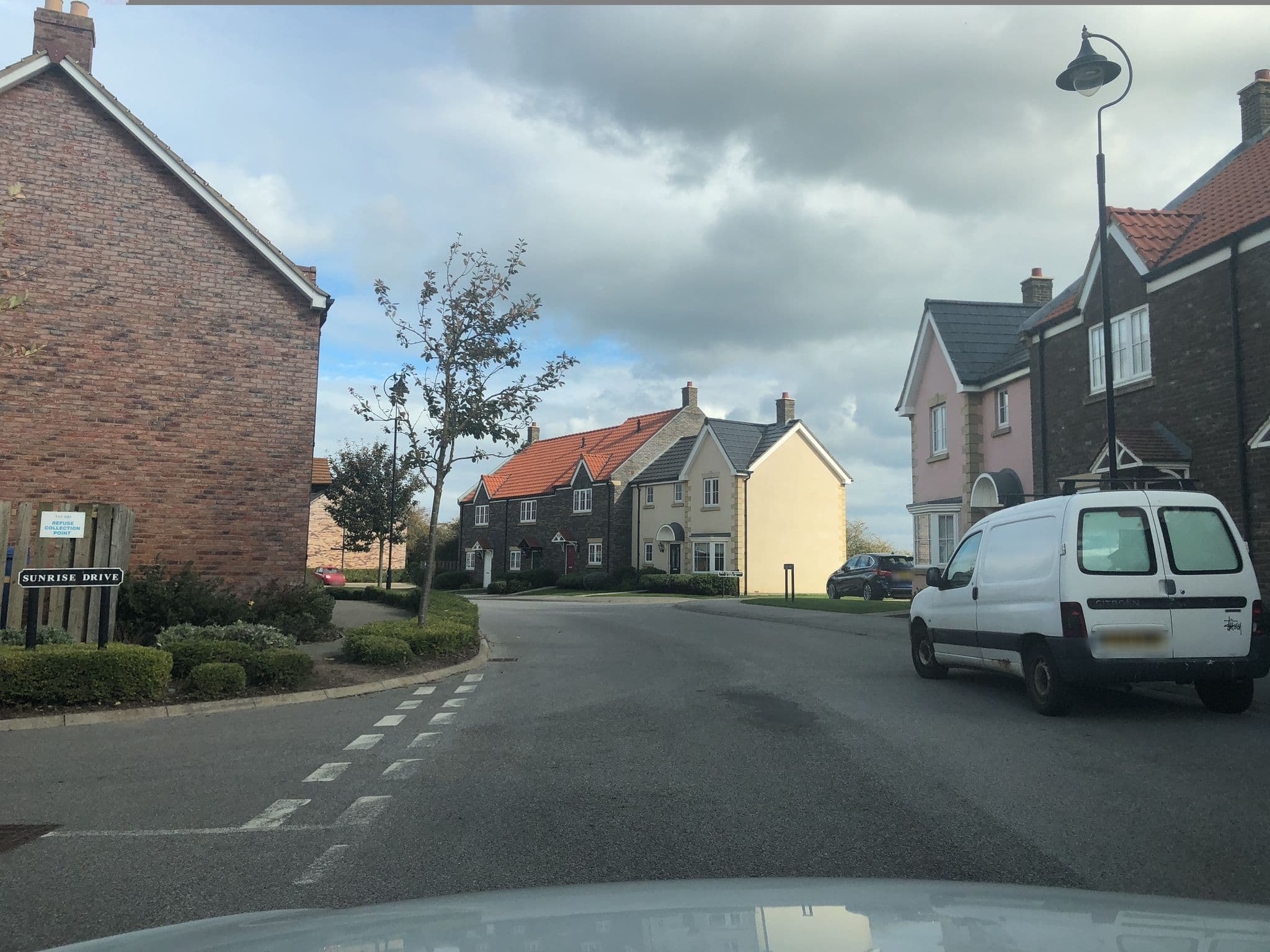 Street view near 108 Sunrise Drive, The Bay, Hunmanby — © locator (CC BY-SA · Mapillary)
