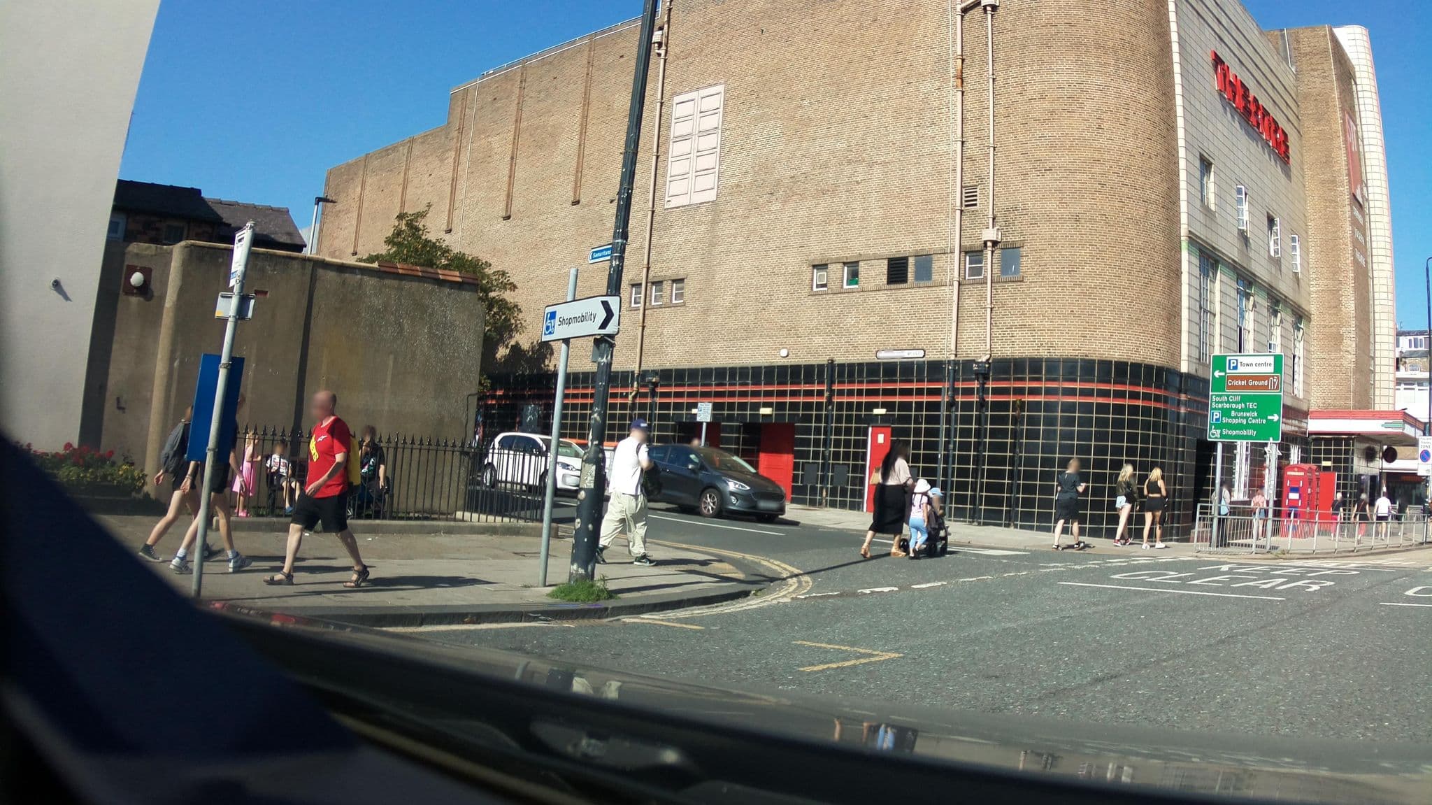 Street view near Caspians Boutique Guesthouse, Scarborough — © southglos (CC BY-SA · Mapillary)