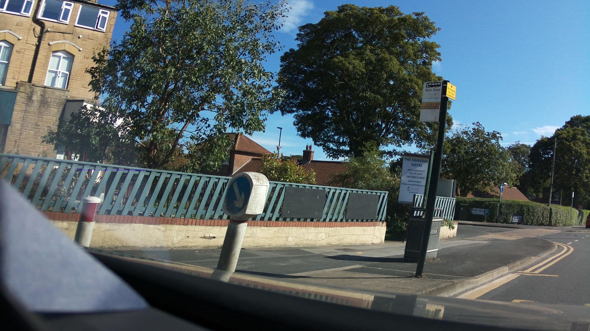 Street view near York Holiday Flats, Bridlington — © southglos (CC BY-SA · Mapillary)