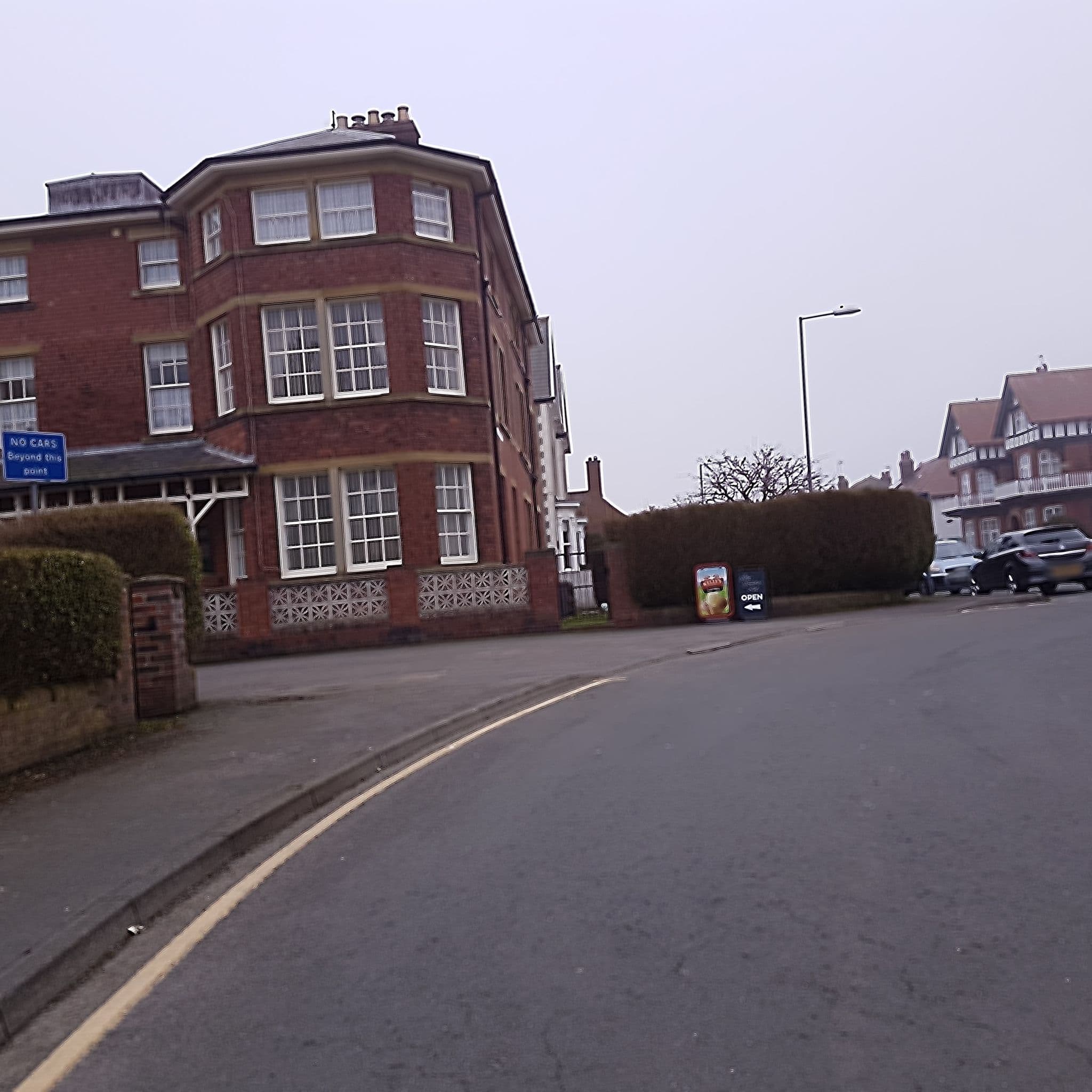 Street view near Langford Villa, Filey — © cyclestreets (CC BY-SA · Mapillary)