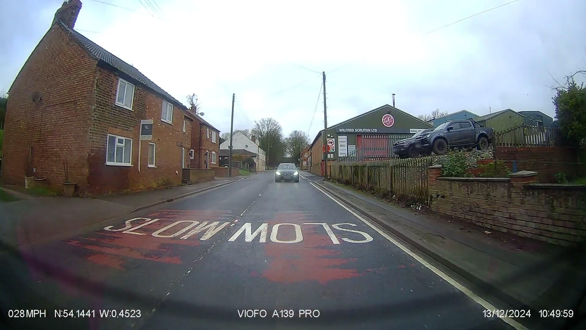 Street view near Manor Farm Accommodation, Hunmanby — © IpswichEdits (CC BY-SA · Mapillary)