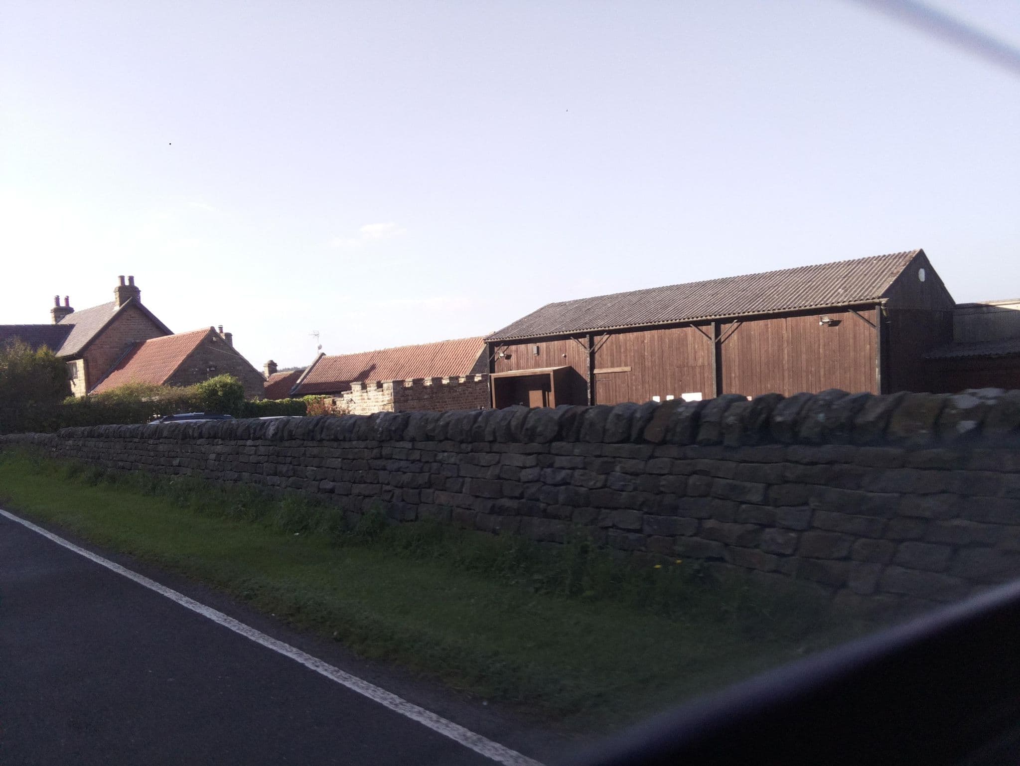 Street view near The Dairy Cottage, Burniston — © southglos (CC BY-SA · Mapillary)
