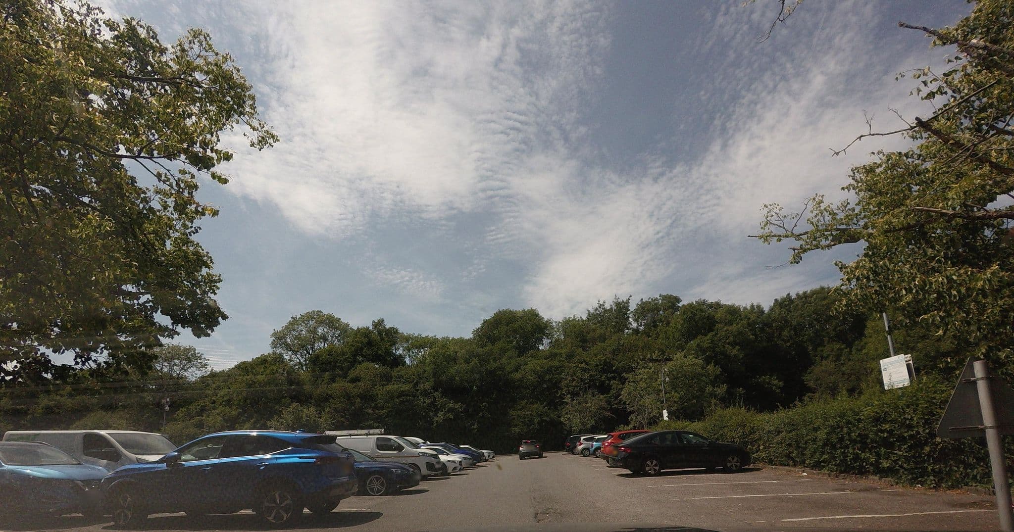 Street view near Days Inn by Wyndham, Westerham — © tallguy (CC BY-SA · Mapillary)